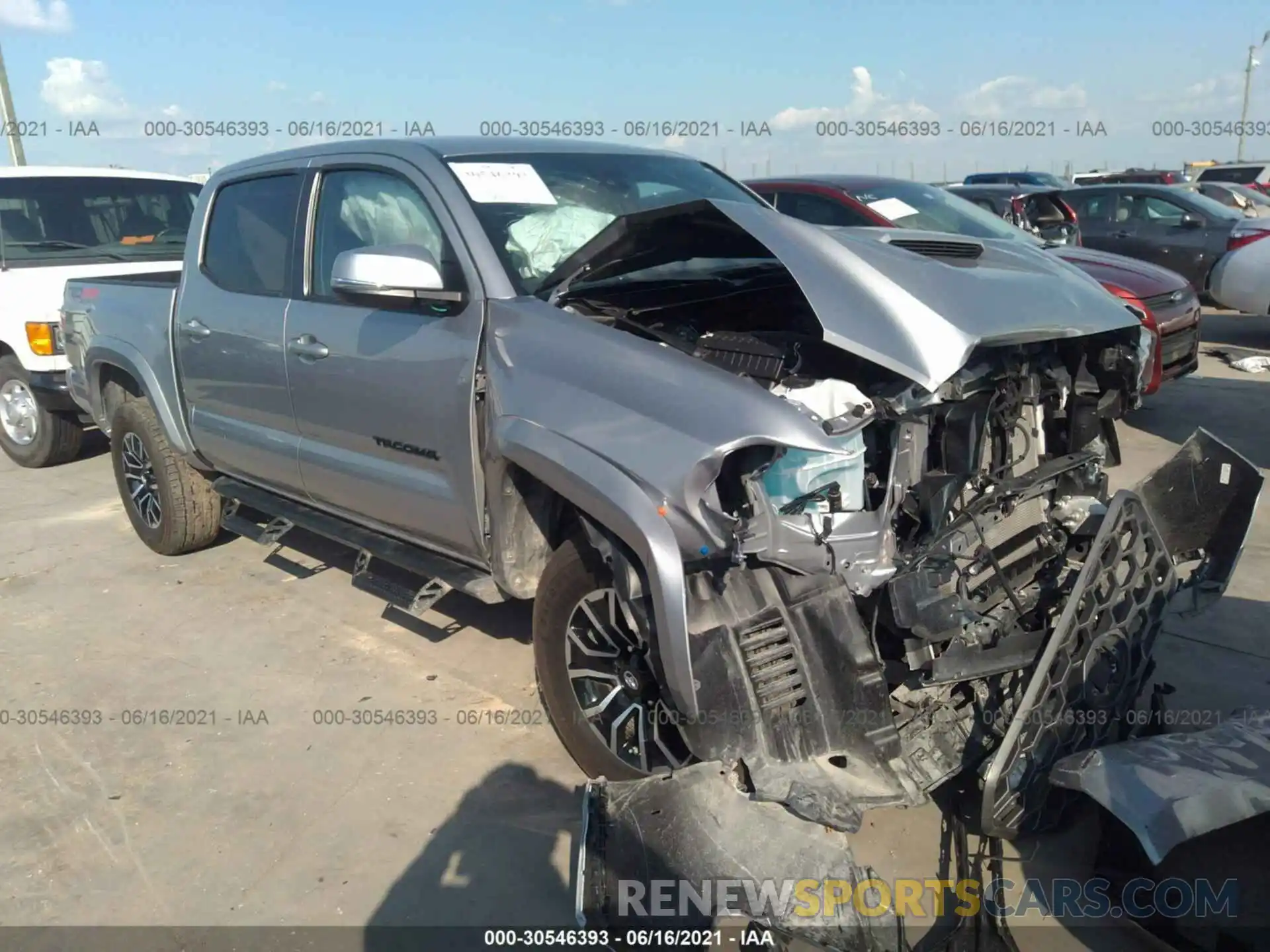 1 Photograph of a damaged car 5TFCZ5AN1MX250404 TOYOTA TACOMA 4WD 2021