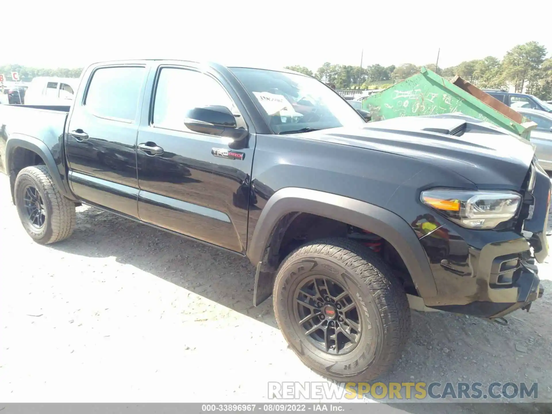 1 Фотография поврежденного автомобиля 5TFCZ5AN1MX250662 TOYOTA TACOMA 4WD 2021