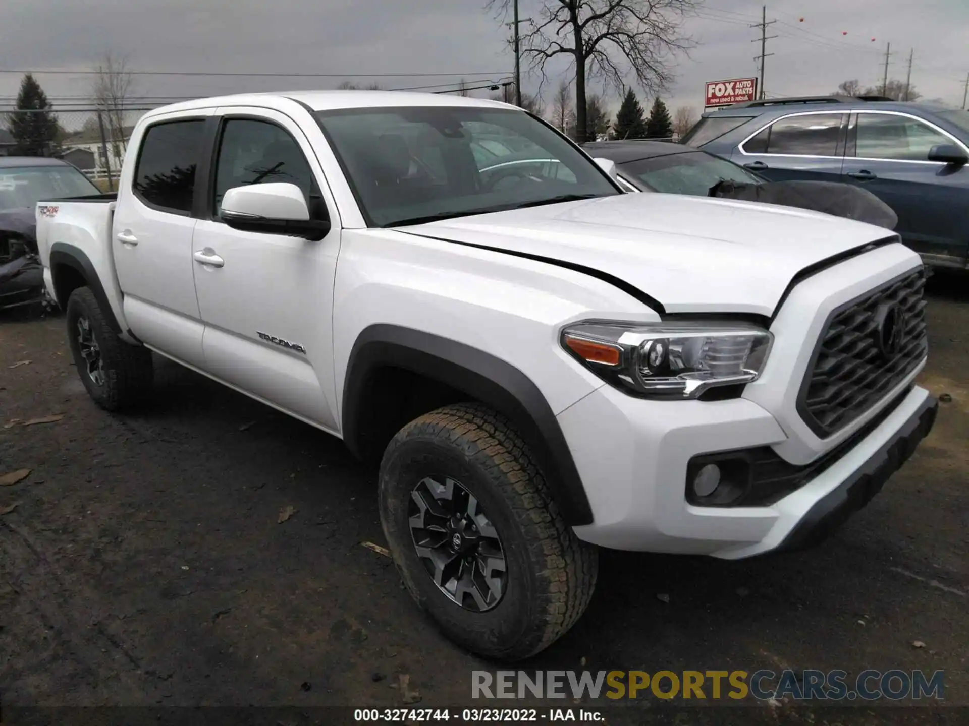 1 Photograph of a damaged car 5TFCZ5AN1MX260270 TOYOTA TACOMA 4WD 2021