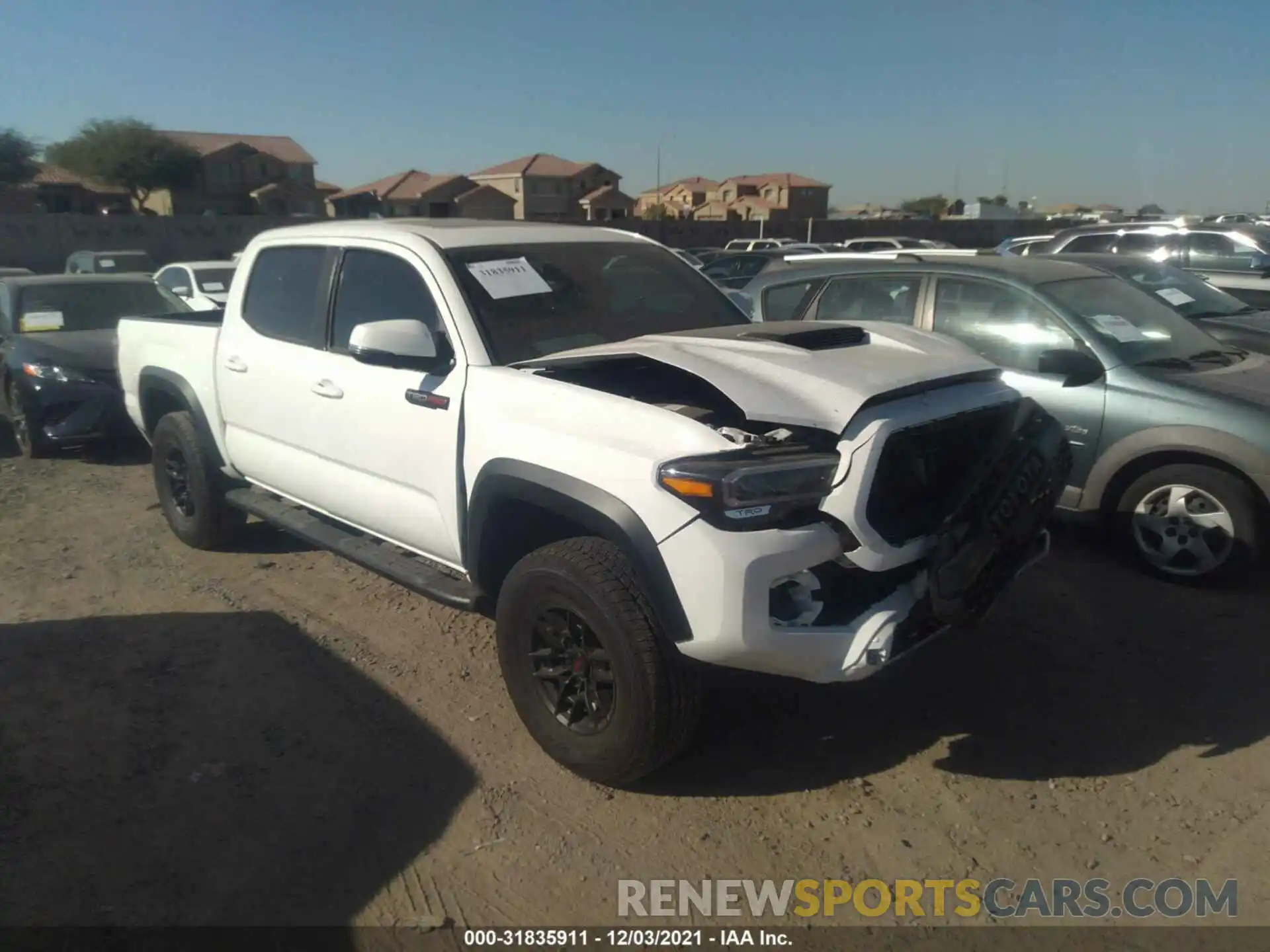 1 Фотография поврежденного автомобиля 5TFCZ5AN1MX264786 TOYOTA TACOMA 4WD 2021