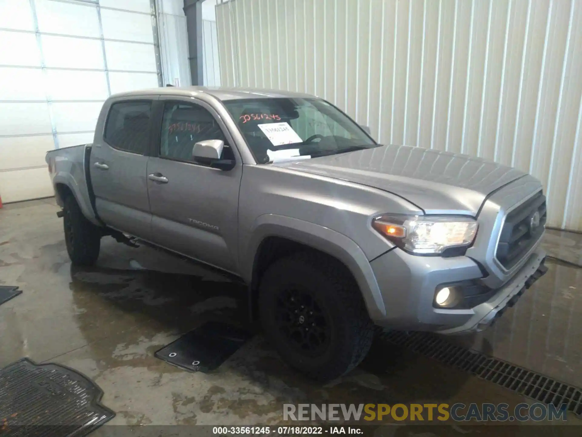 1 Фотография поврежденного автомобиля 5TFCZ5AN1MX281135 TOYOTA TACOMA 4WD 2021