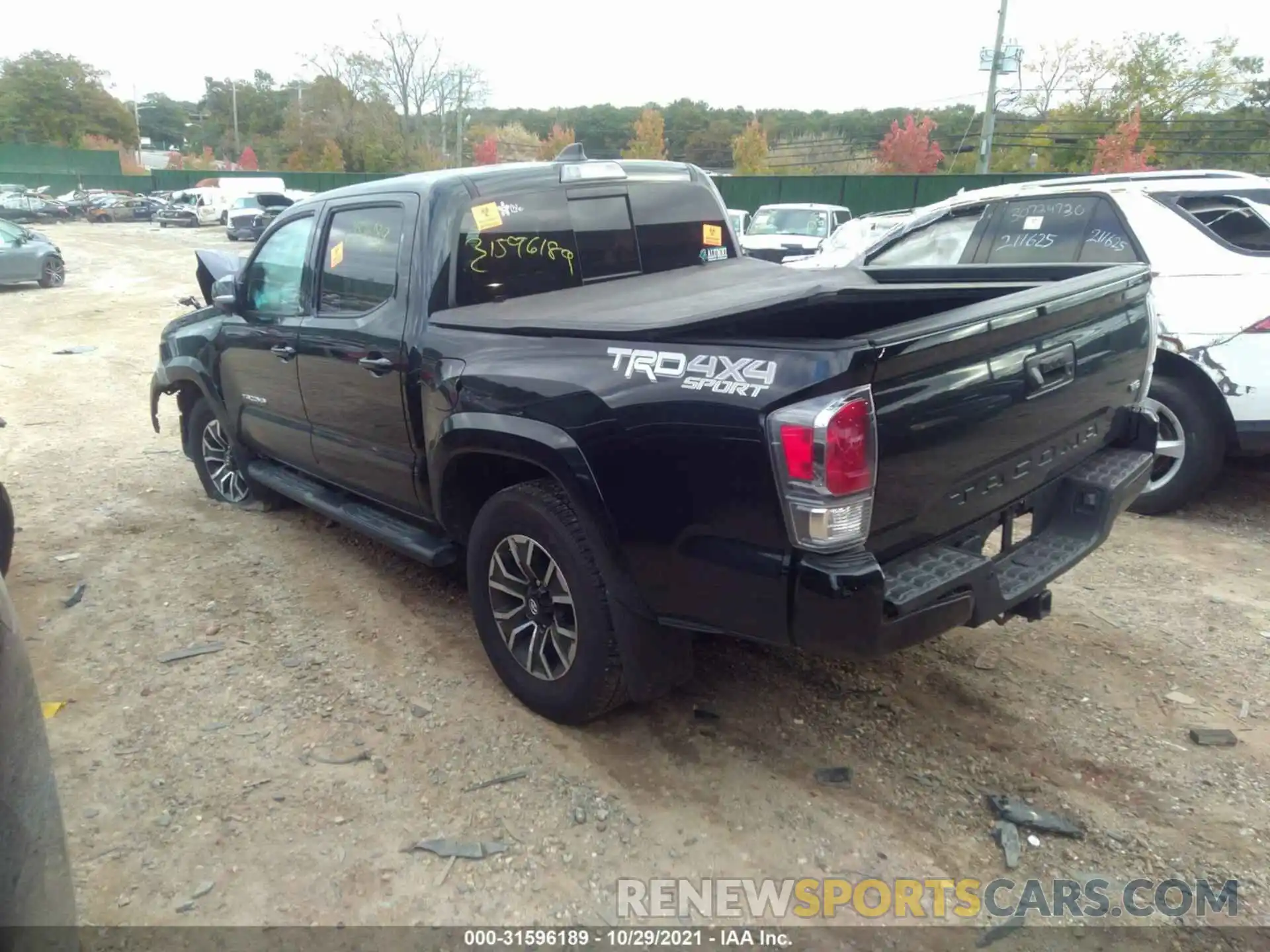 3 Photograph of a damaged car 5TFCZ5AN2MX246829 TOYOTA TACOMA 4WD 2021