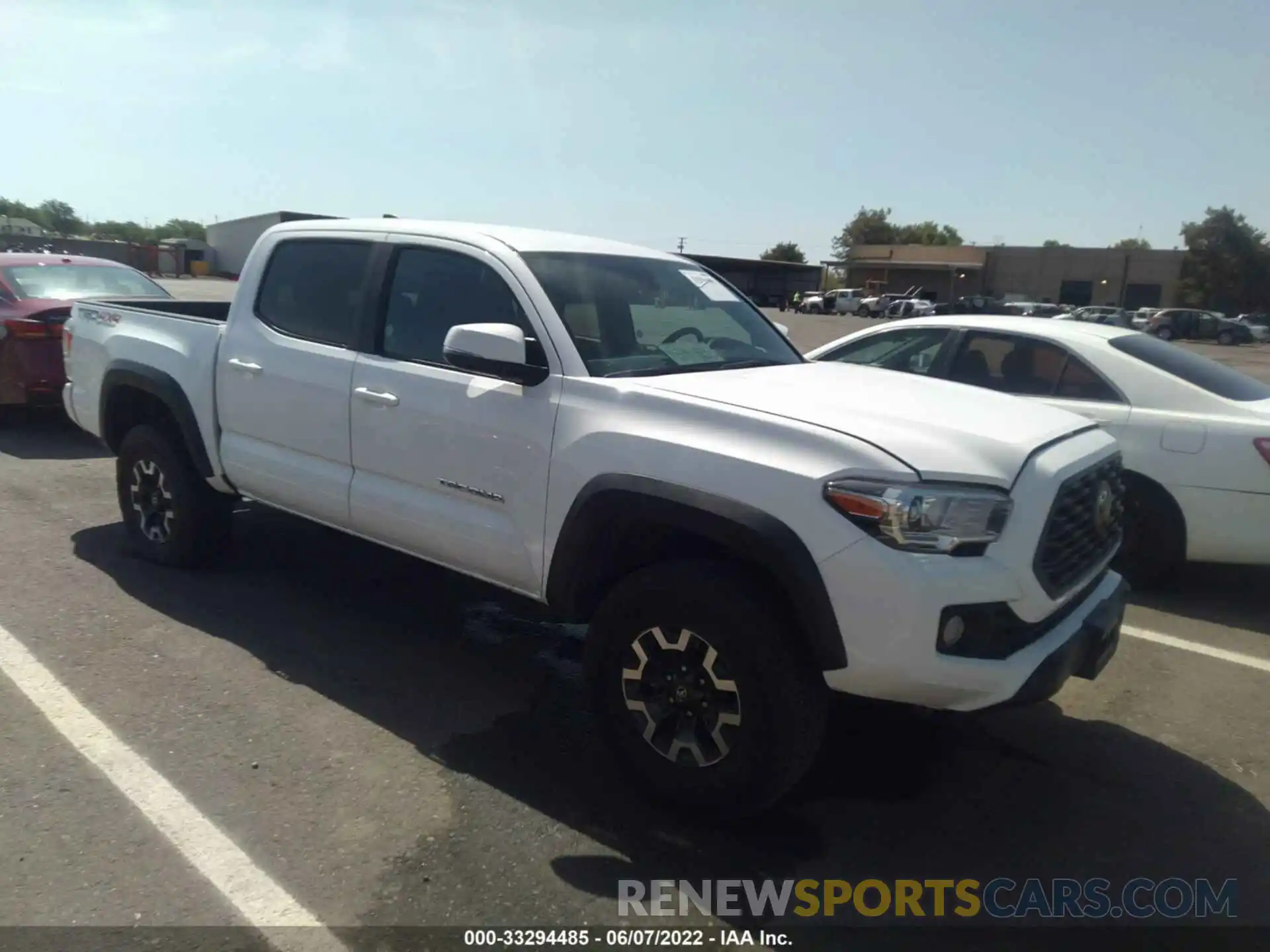 1 Photograph of a damaged car 5TFCZ5AN2MX258611 TOYOTA TACOMA 4WD 2021