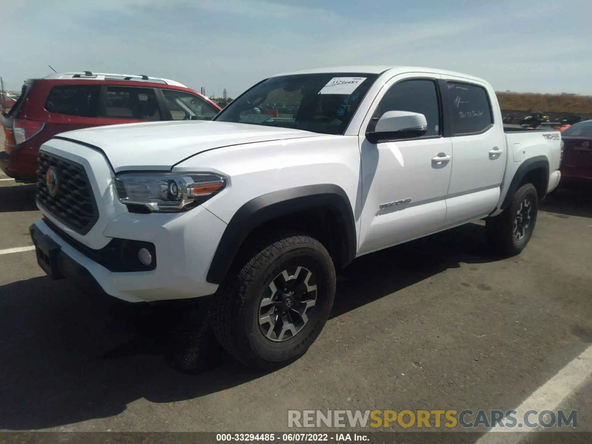 2 Photograph of a damaged car 5TFCZ5AN2MX258611 TOYOTA TACOMA 4WD 2021