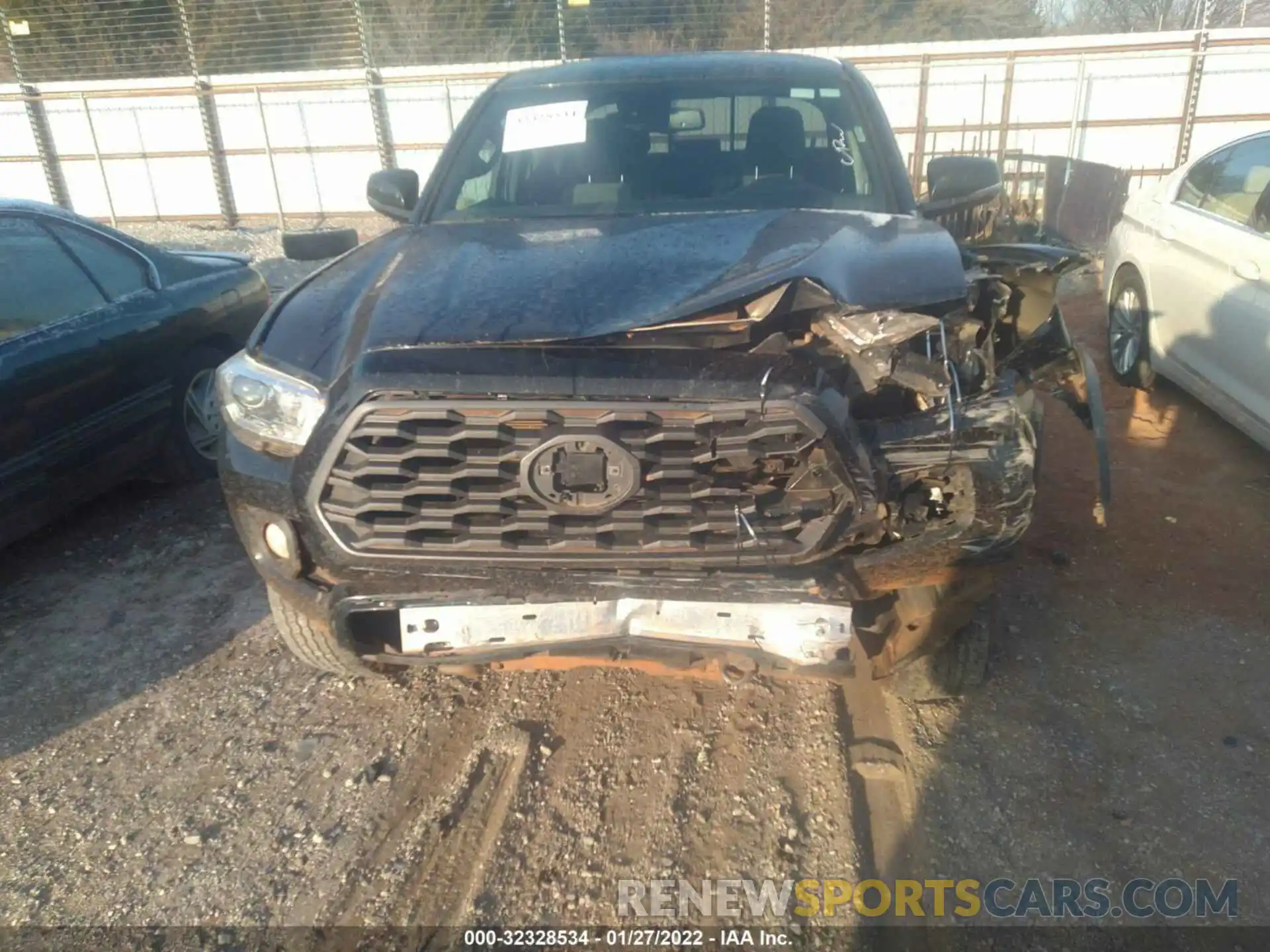 6 Фотография поврежденного автомобиля 5TFCZ5AN2MX258785 TOYOTA TACOMA 4WD 2021