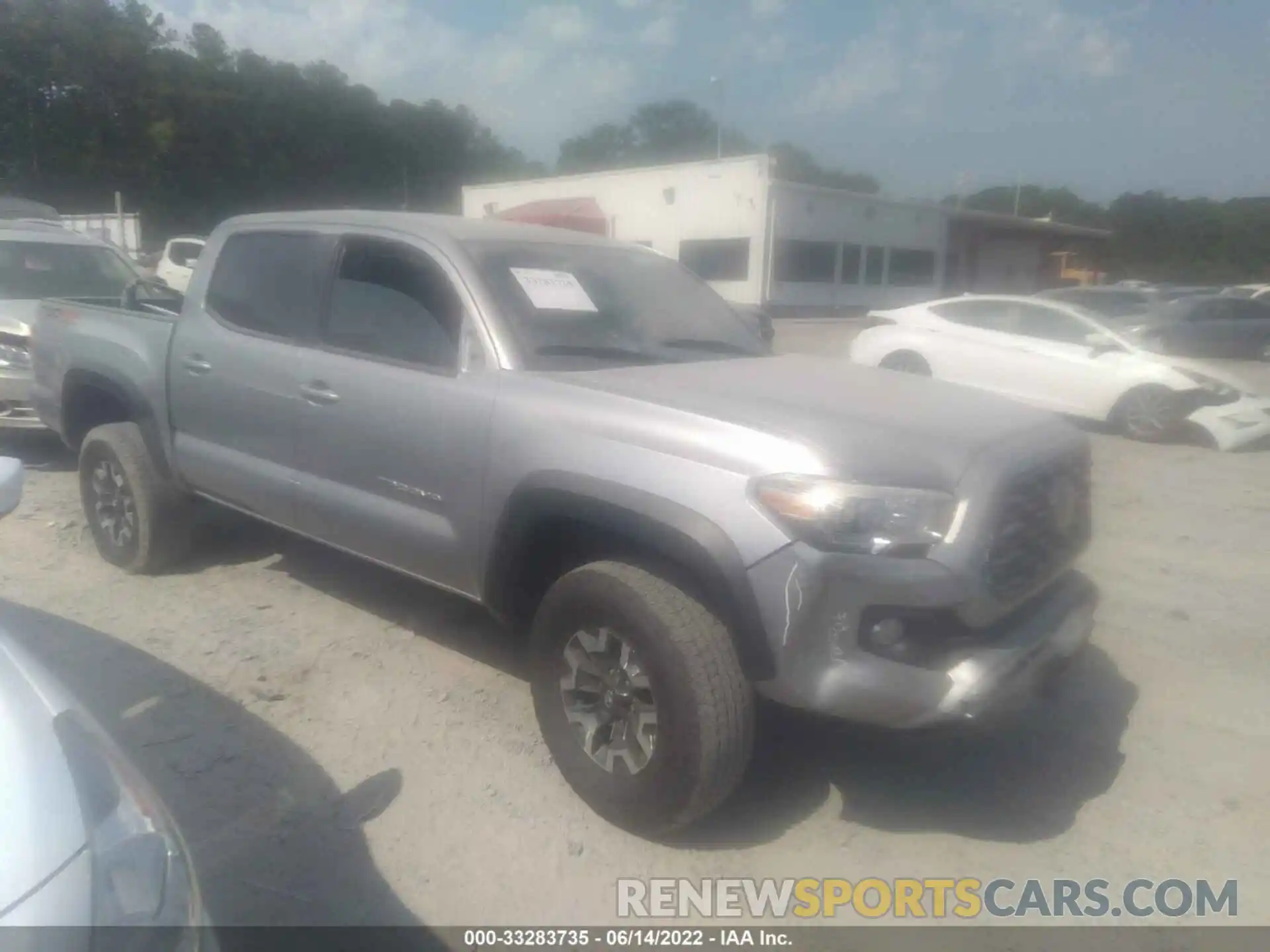 1 Photograph of a damaged car 5TFCZ5AN2MX268782 TOYOTA TACOMA 4WD 2021