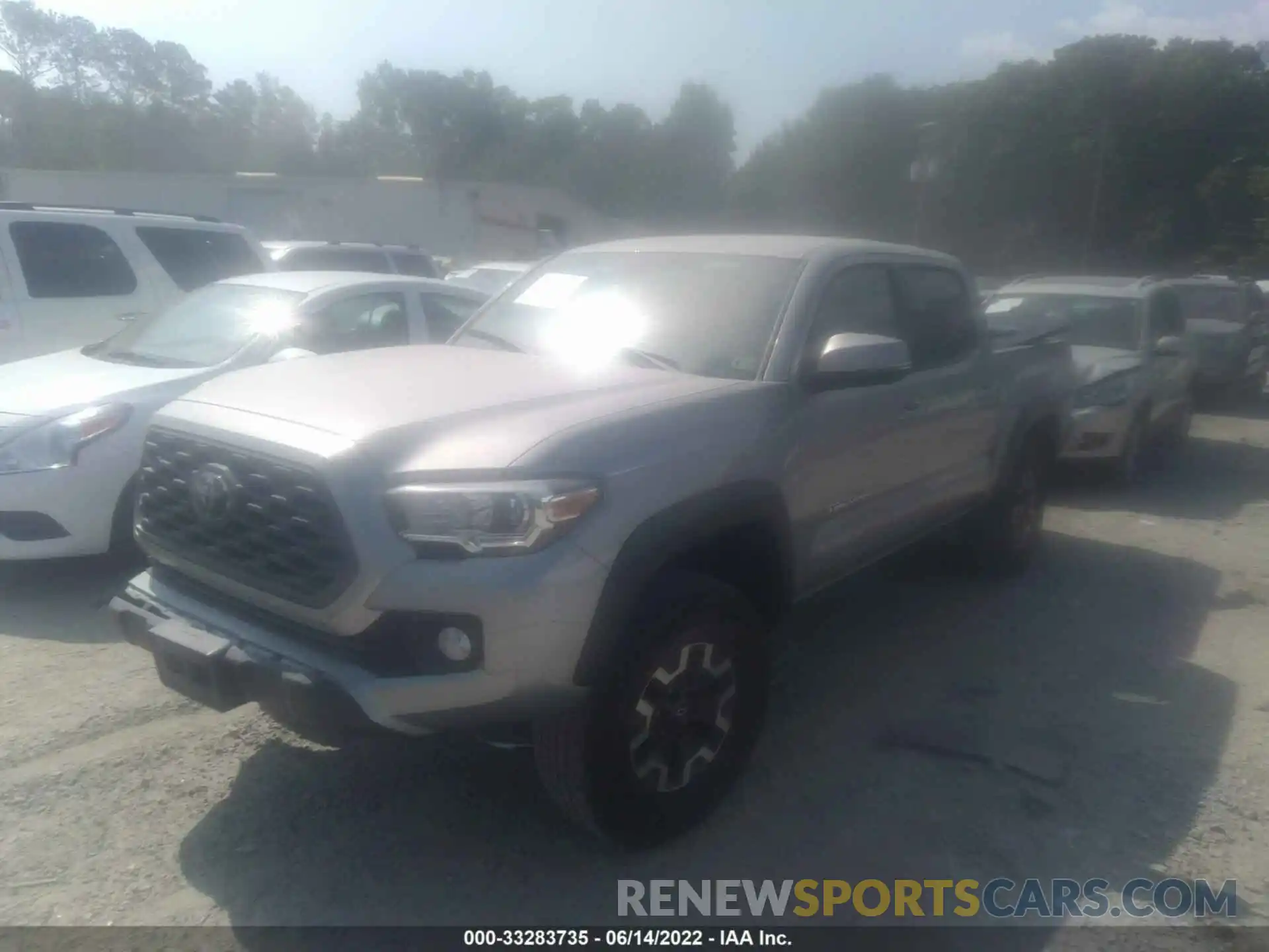 2 Photograph of a damaged car 5TFCZ5AN2MX268782 TOYOTA TACOMA 4WD 2021