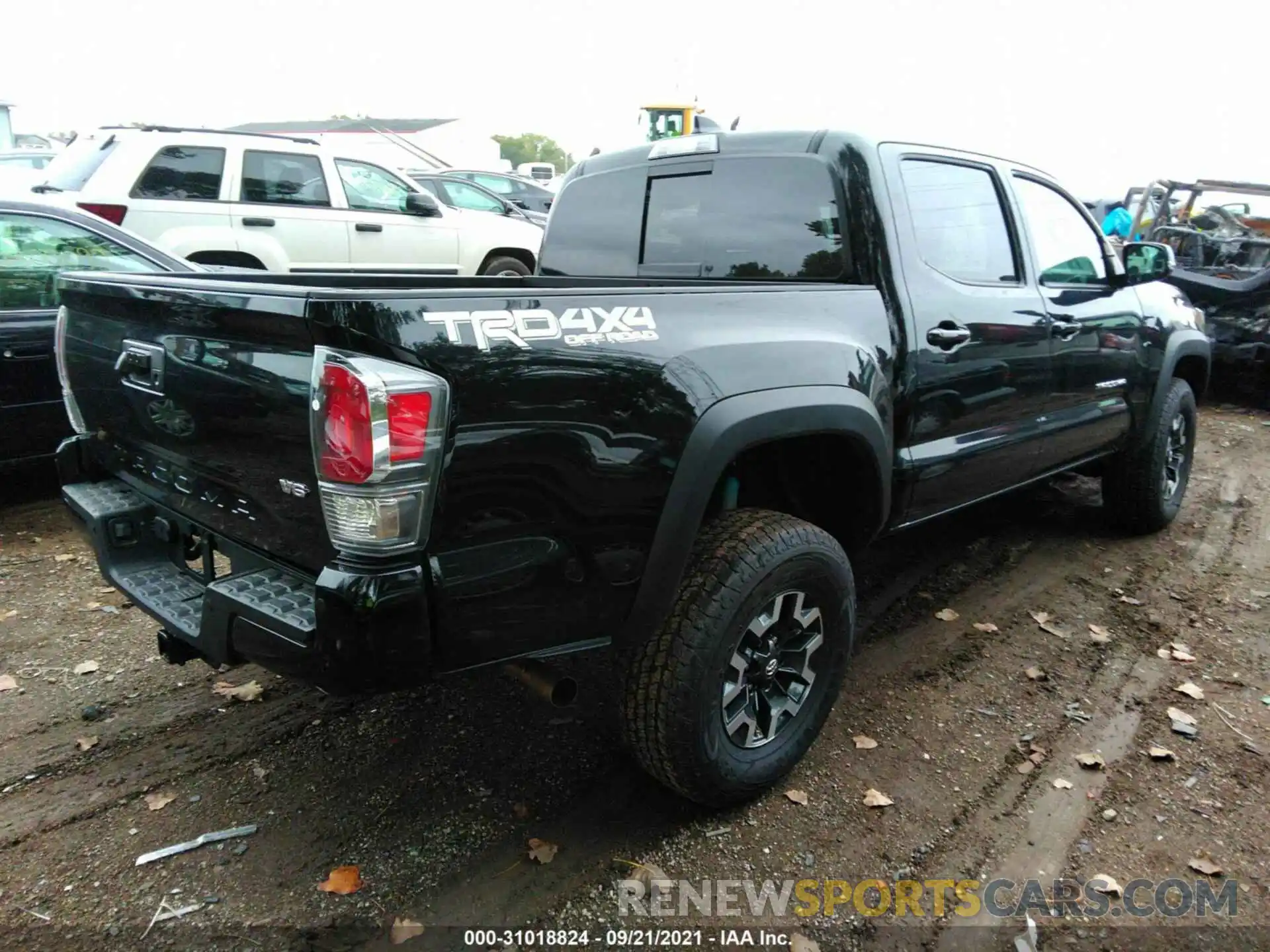 4 Фотография поврежденного автомобиля 5TFCZ5AN2MX269060 TOYOTA TACOMA 4WD 2021