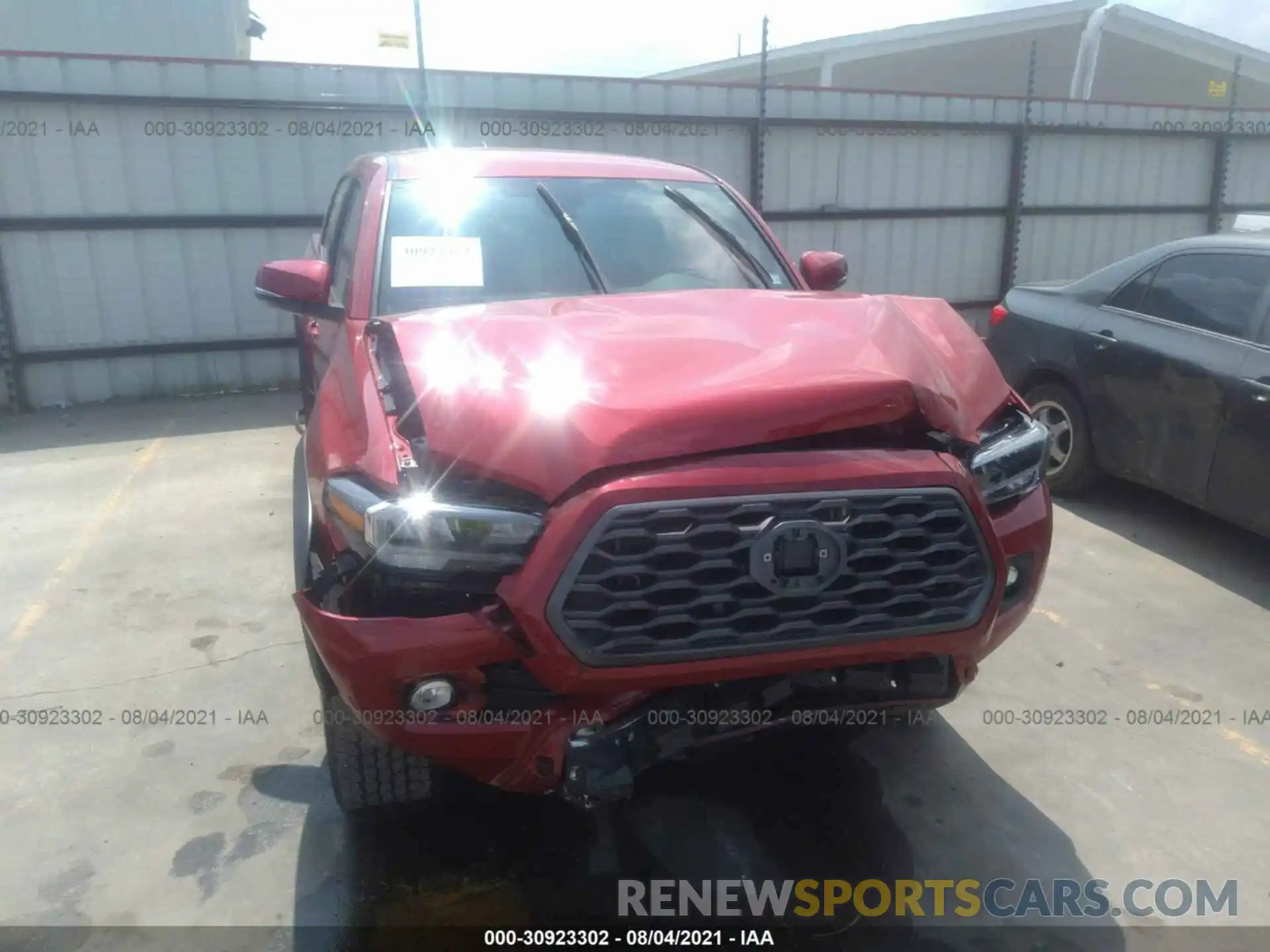 6 Photograph of a damaged car 5TFCZ5AN2MX271438 TOYOTA TACOMA 4WD 2021