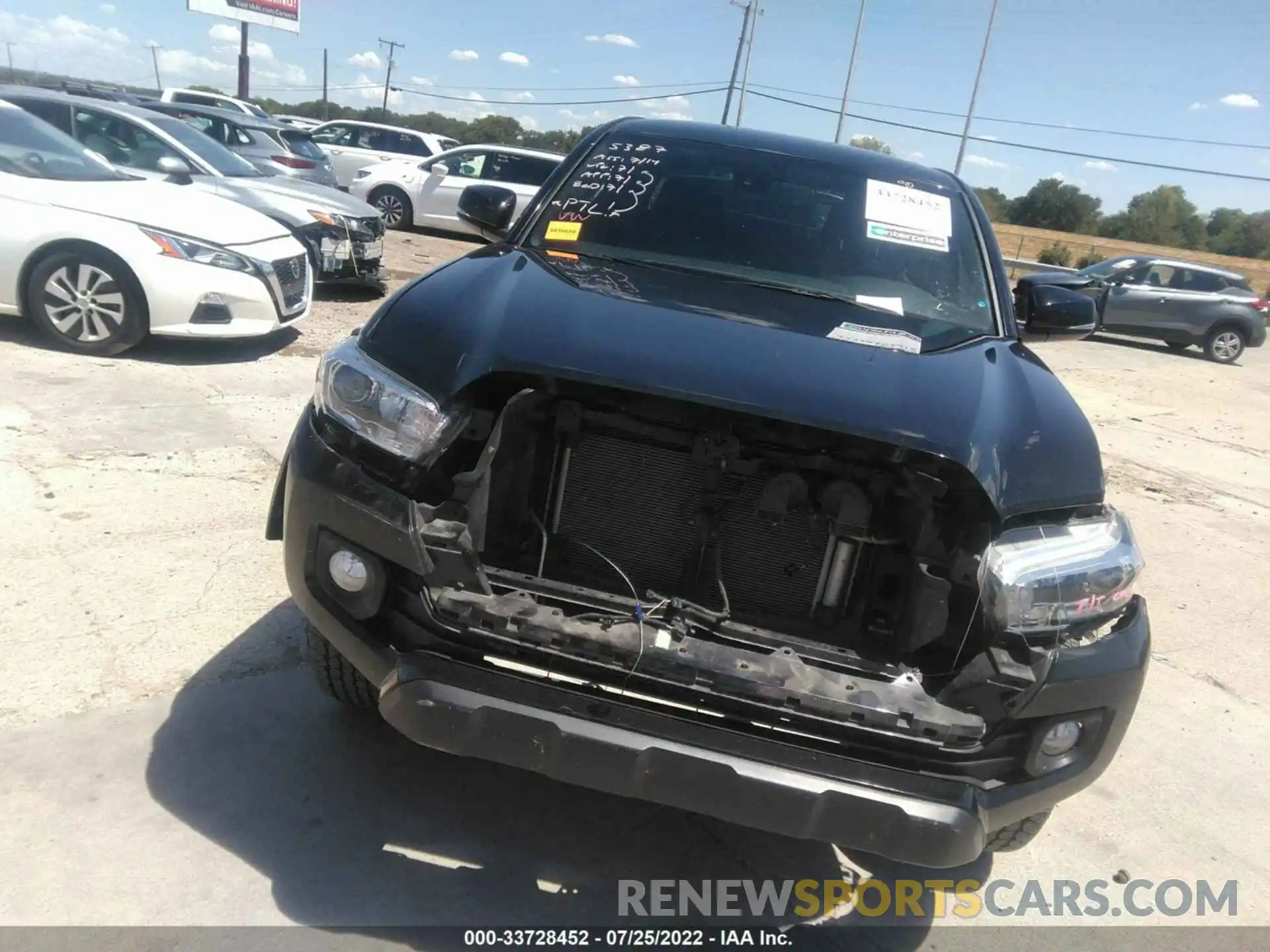 6 Photograph of a damaged car 5TFCZ5AN2MX276607 TOYOTA TACOMA 4WD 2021