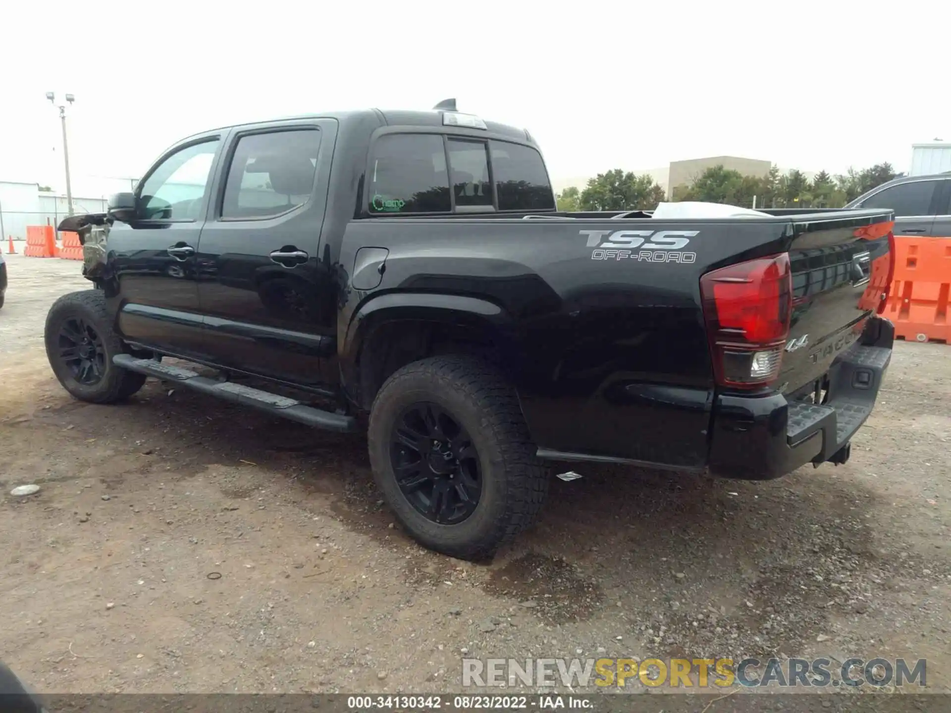 3 Фотография поврежденного автомобиля 5TFCZ5AN2MX282830 TOYOTA TACOMA 4WD 2021