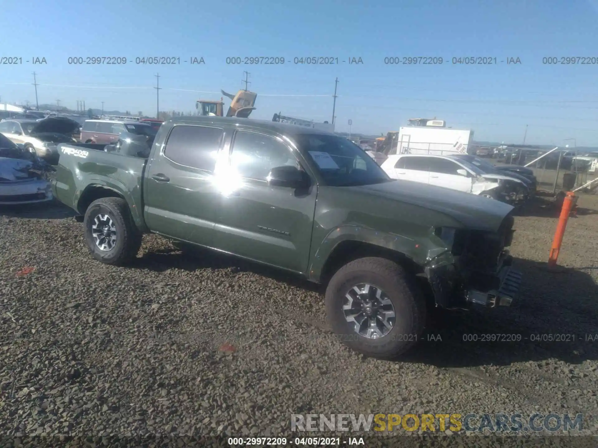 1 Photograph of a damaged car 5TFCZ5AN3MX246323 TOYOTA TACOMA 4WD 2021