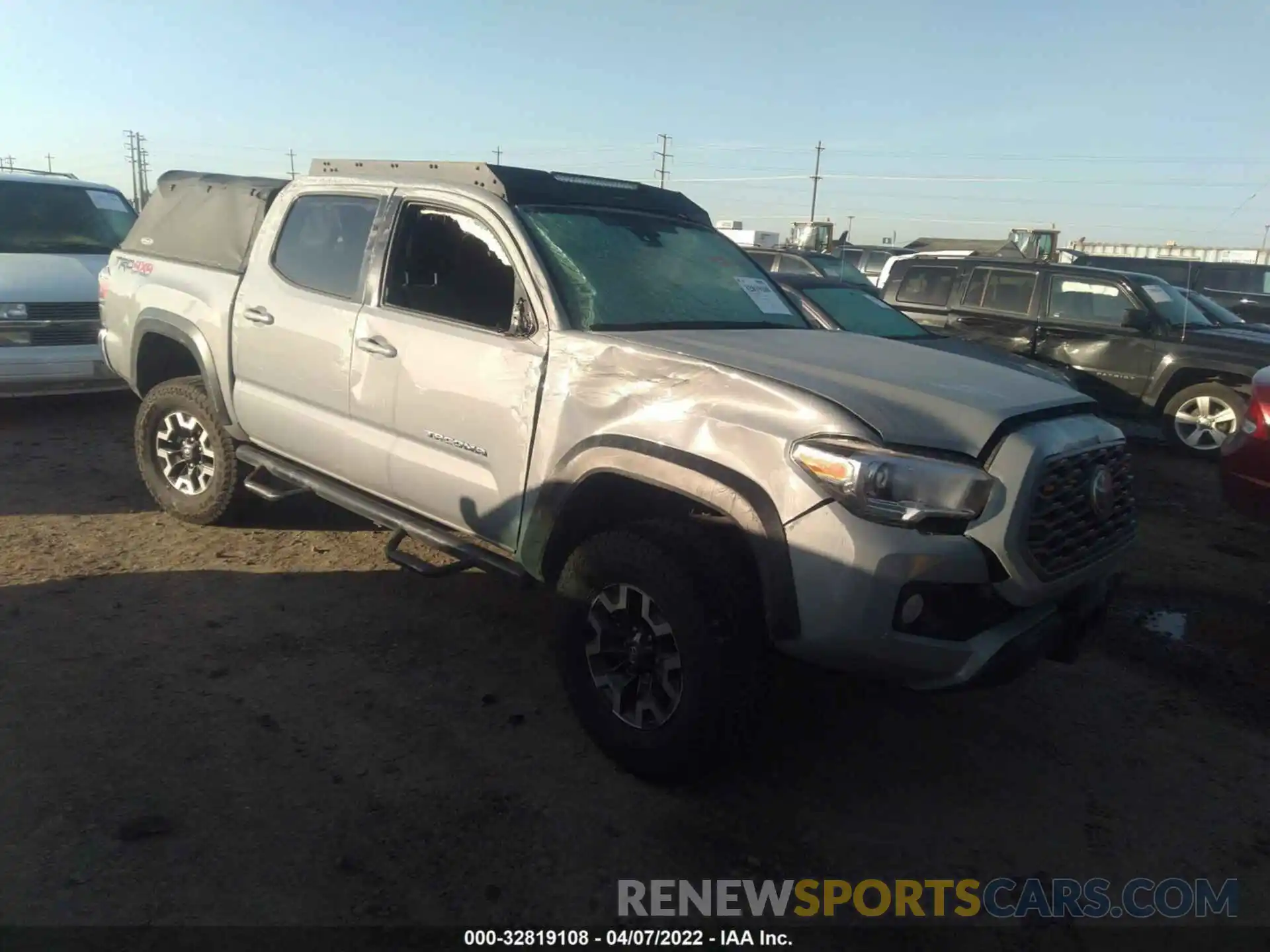 1 Photograph of a damaged car 5TFCZ5AN3MX254020 TOYOTA TACOMA 4WD 2021