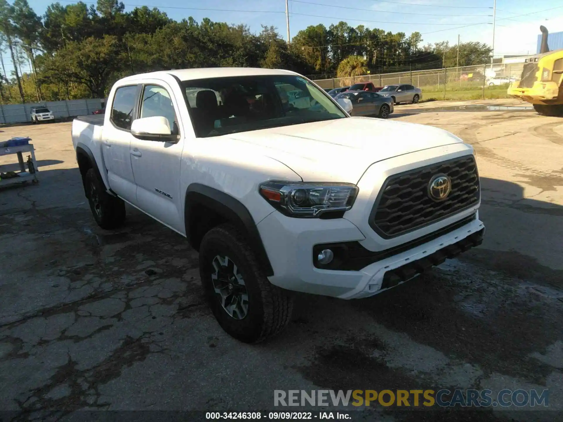 1 Фотография поврежденного автомобиля 5TFCZ5AN3MX259122 TOYOTA TACOMA 4WD 2021