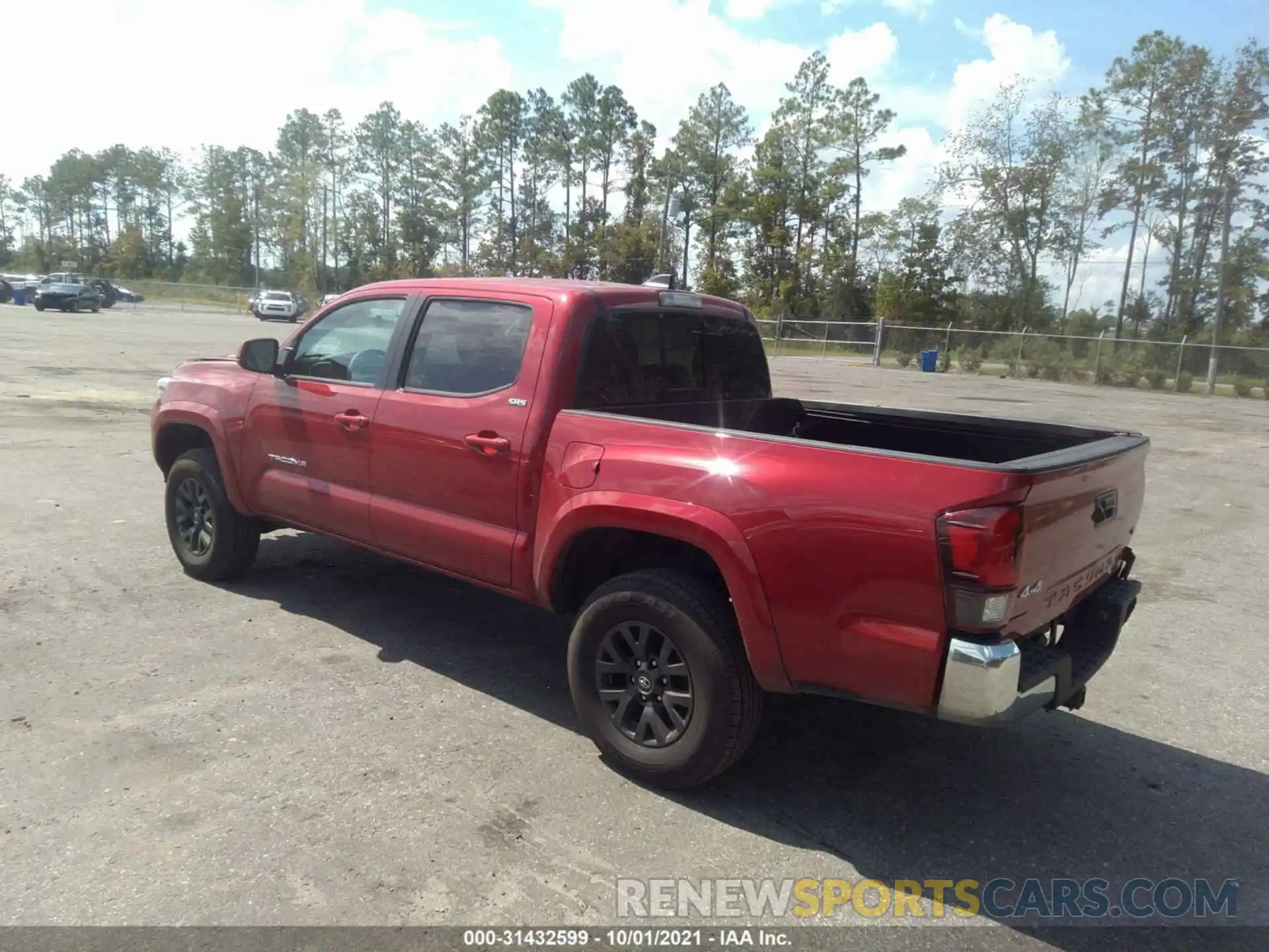 3 Photograph of a damaged car 5TFCZ5AN3MX266927 TOYOTA TACOMA 4WD 2021