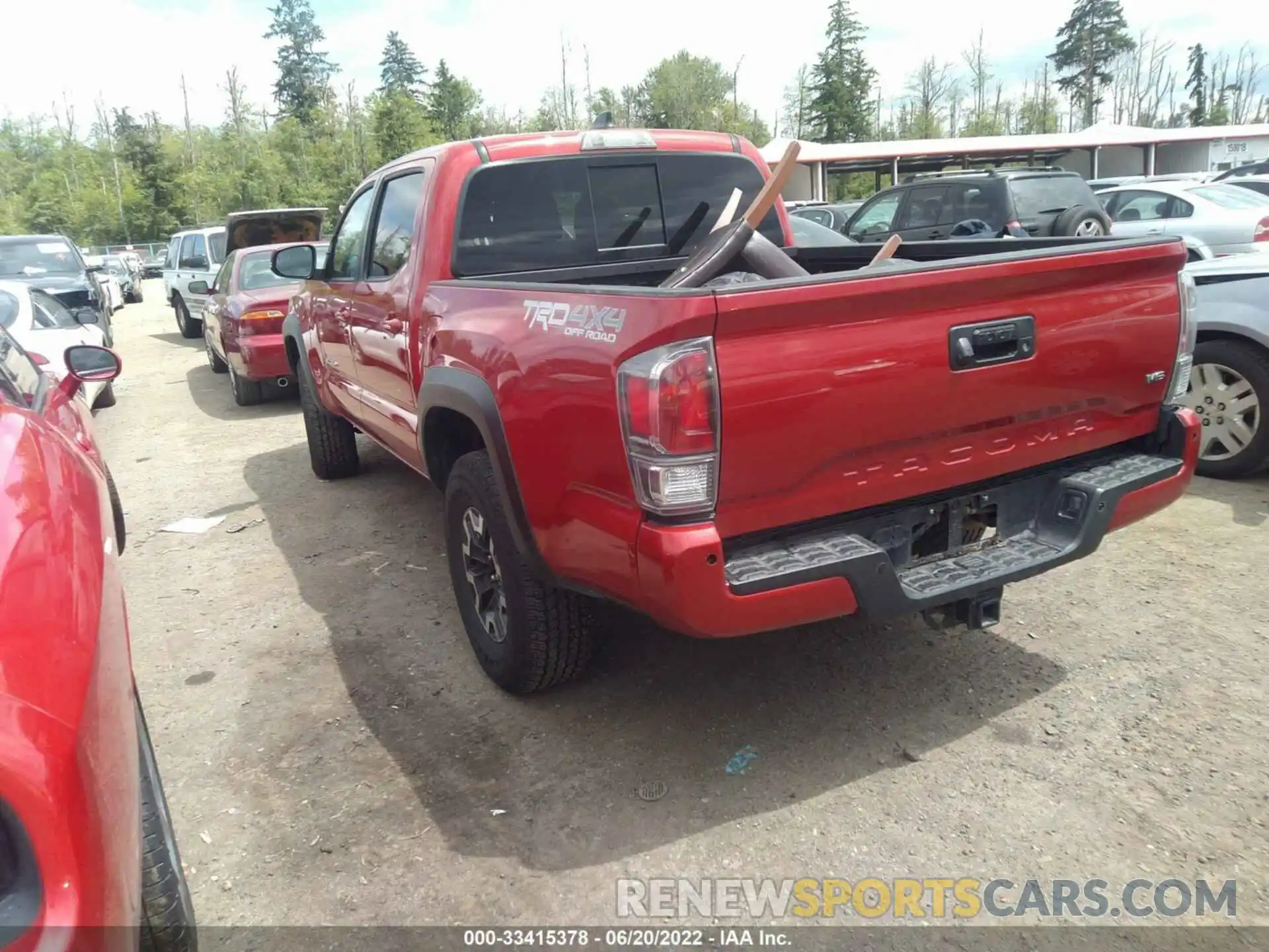 3 Photograph of a damaged car 5TFCZ5AN3MX267608 TOYOTA TACOMA 4WD 2021