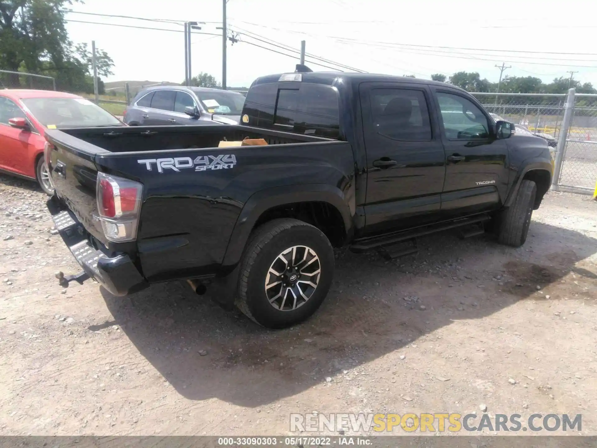 4 Фотография поврежденного автомобиля 5TFCZ5AN3MX269813 TOYOTA TACOMA 4WD 2021