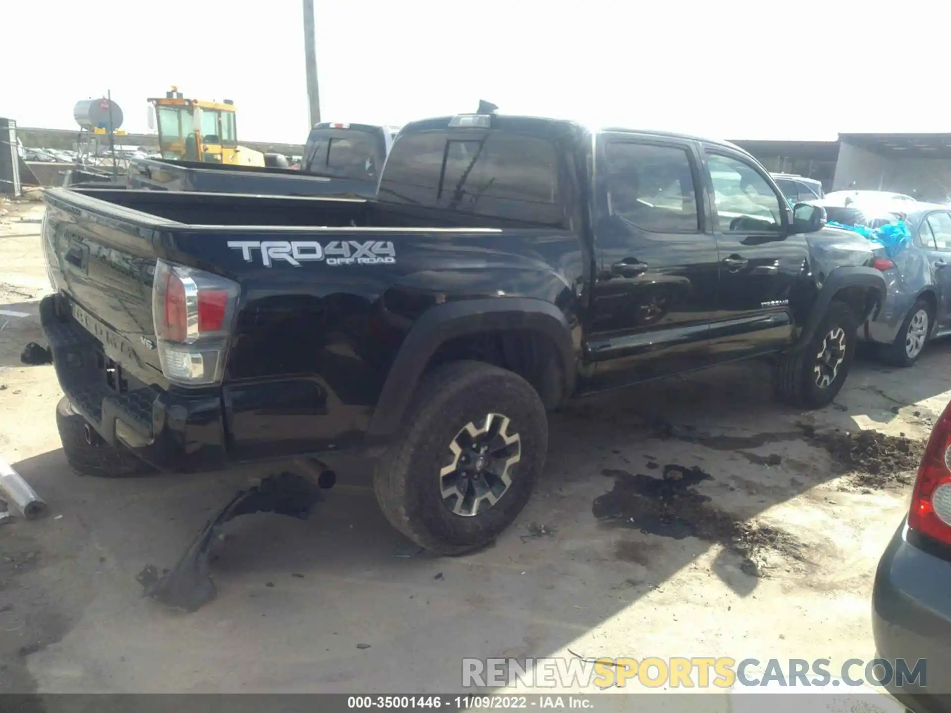 4 Фотография поврежденного автомобиля 5TFCZ5AN3MX269987 TOYOTA TACOMA 4WD 2021