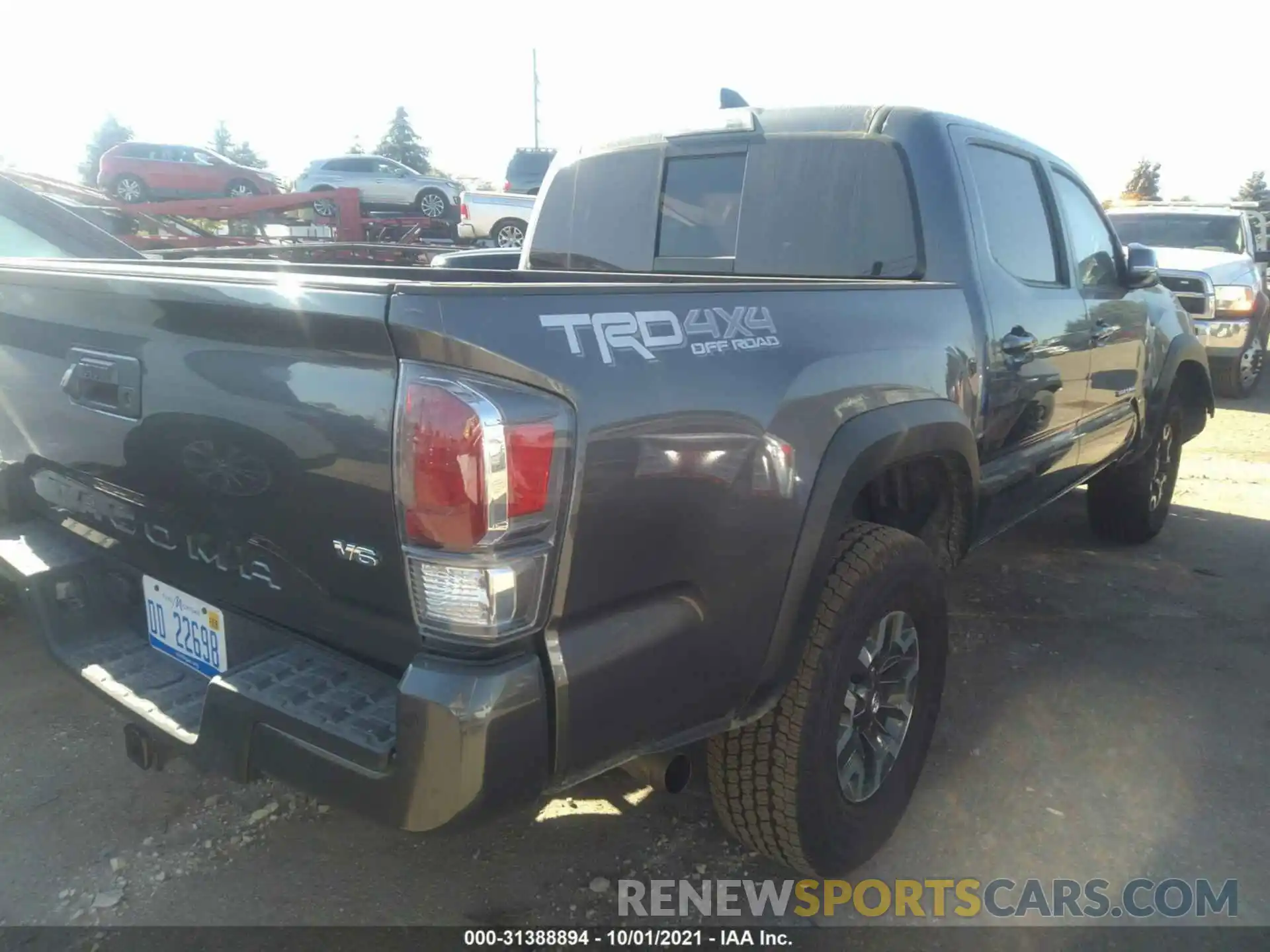 4 Фотография поврежденного автомобиля 5TFCZ5AN3MX273103 TOYOTA TACOMA 4WD 2021