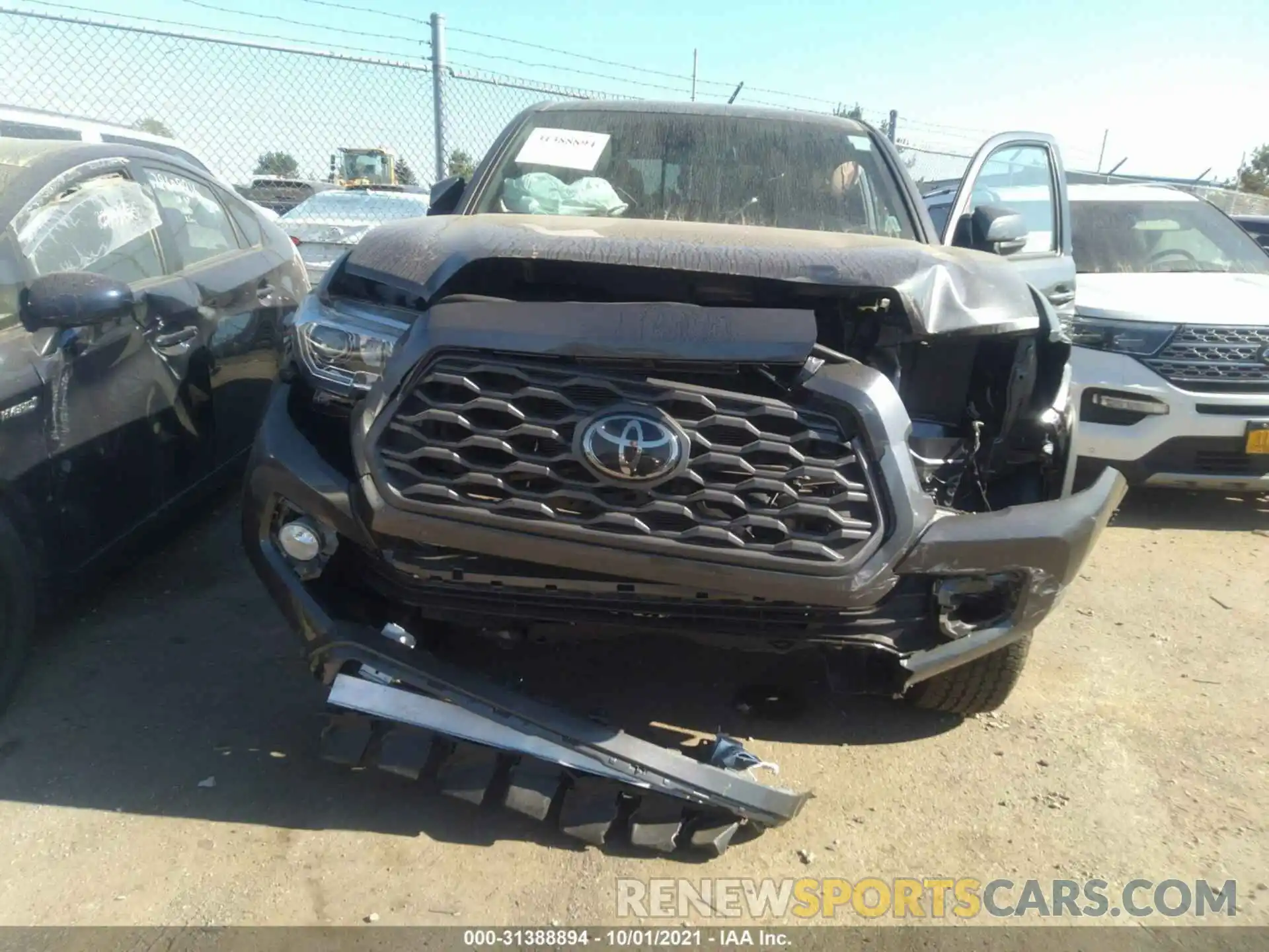 6 Photograph of a damaged car 5TFCZ5AN3MX273103 TOYOTA TACOMA 4WD 2021