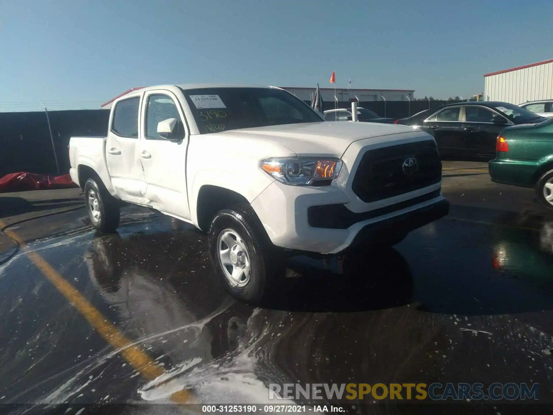 1 Photograph of a damaged car 5TFCZ5AN3MX274686 TOYOTA TACOMA 4WD 2021