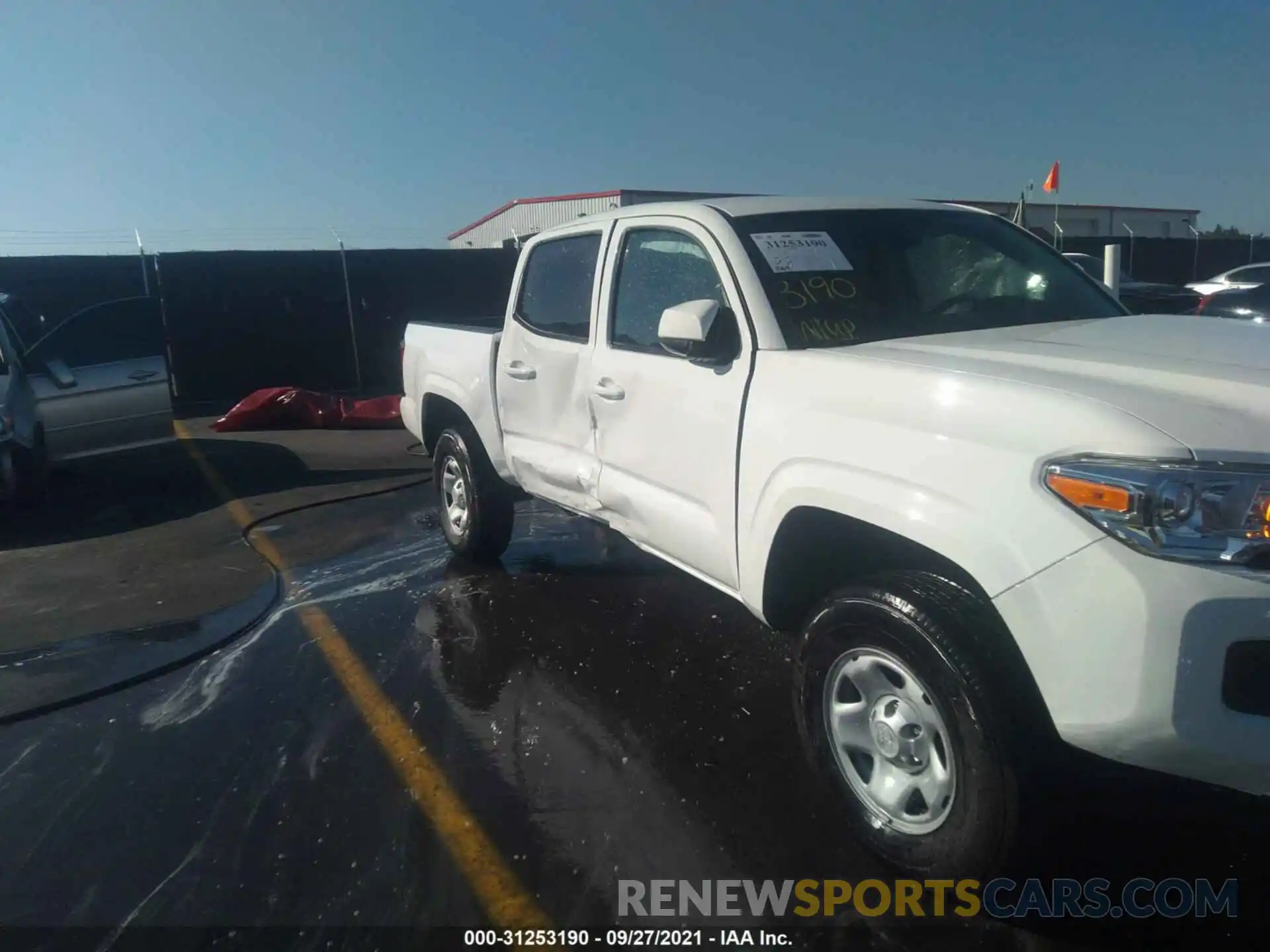 6 Photograph of a damaged car 5TFCZ5AN3MX274686 TOYOTA TACOMA 4WD 2021