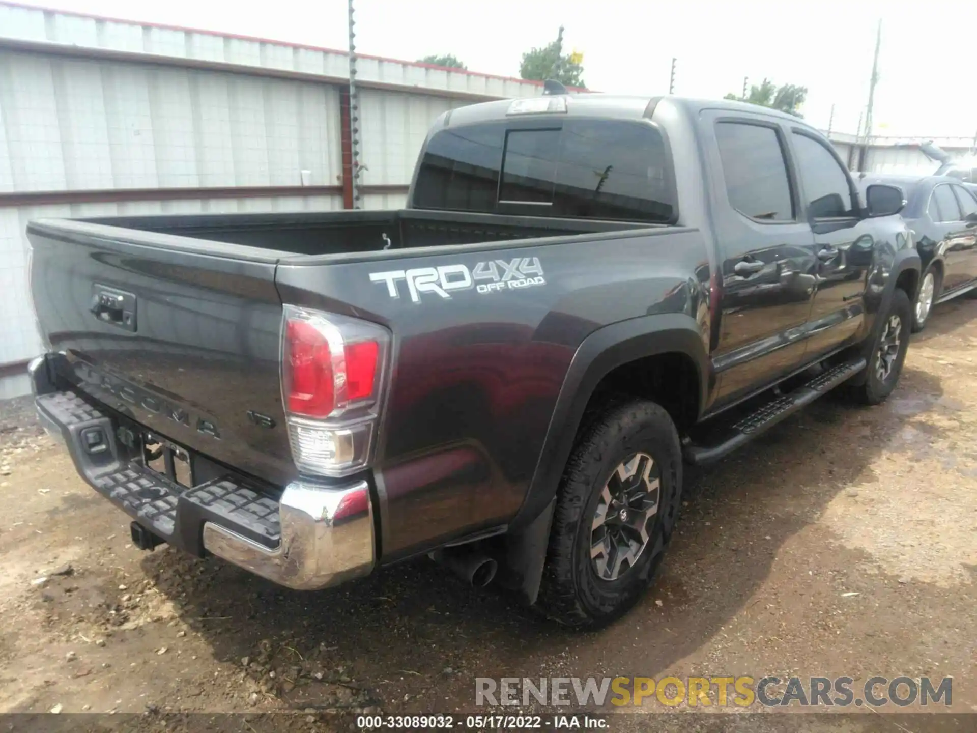 4 Photograph of a damaged car 5TFCZ5AN3MX277880 TOYOTA TACOMA 4WD 2021