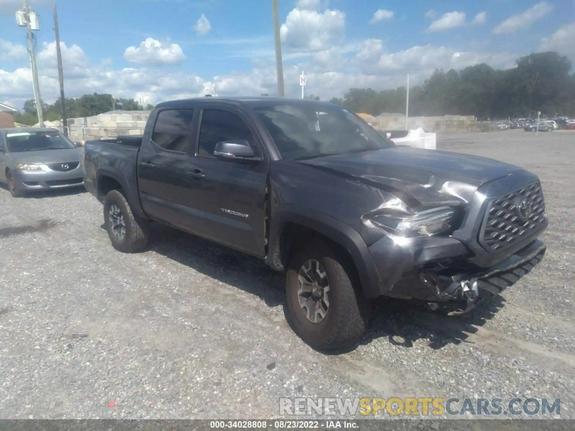 1 Photograph of a damaged car 5TFCZ5AN4MX244516 TOYOTA TACOMA 4WD 2021