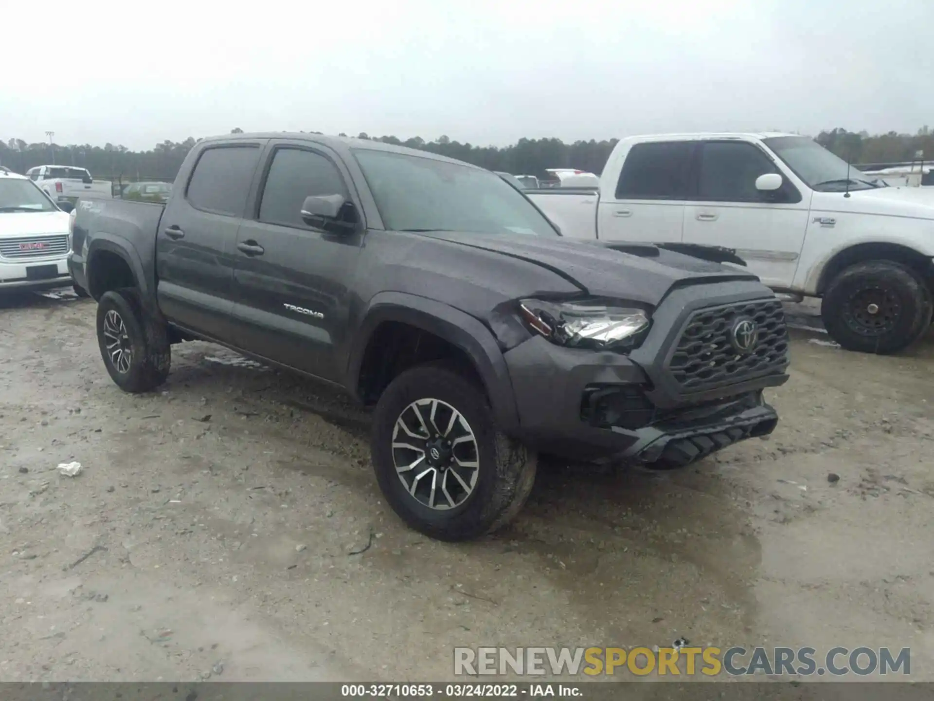 1 Фотография поврежденного автомобиля 5TFCZ5AN4MX248047 TOYOTA TACOMA 4WD 2021