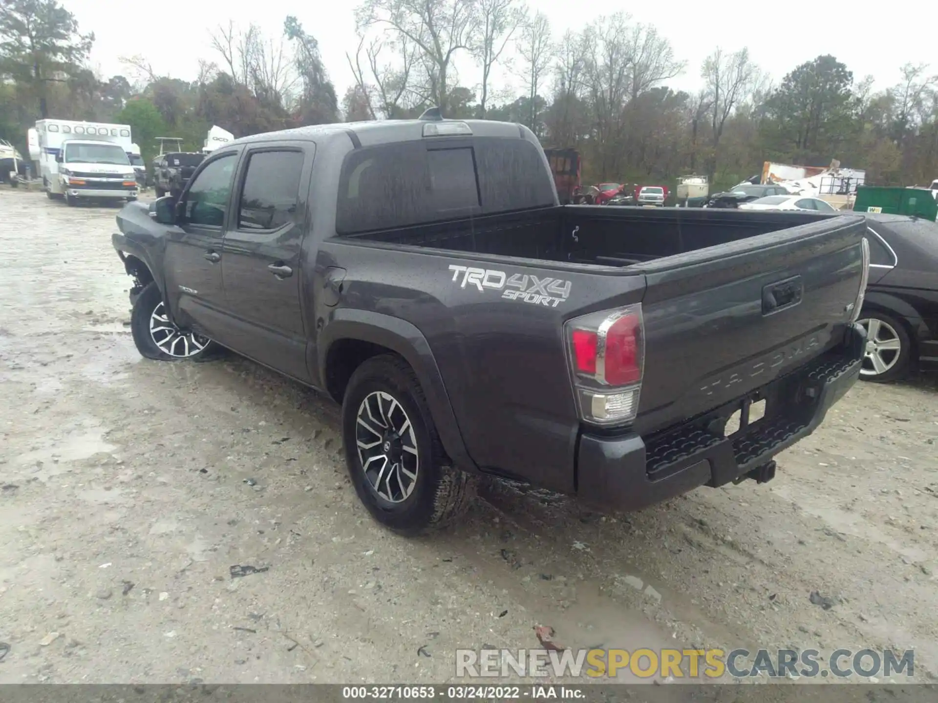 3 Photograph of a damaged car 5TFCZ5AN4MX248047 TOYOTA TACOMA 4WD 2021