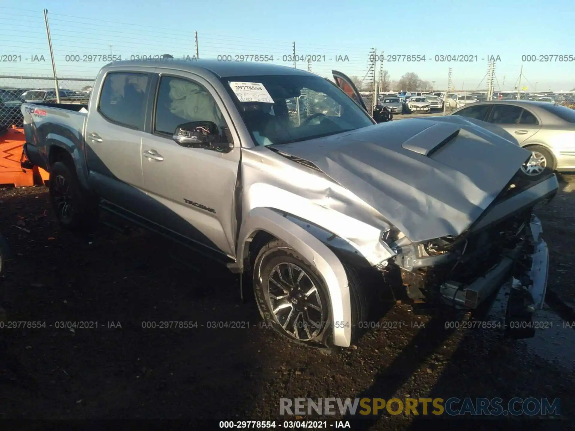 1 Photograph of a damaged car 5TFCZ5AN4MX251398 TOYOTA TACOMA 4WD 2021