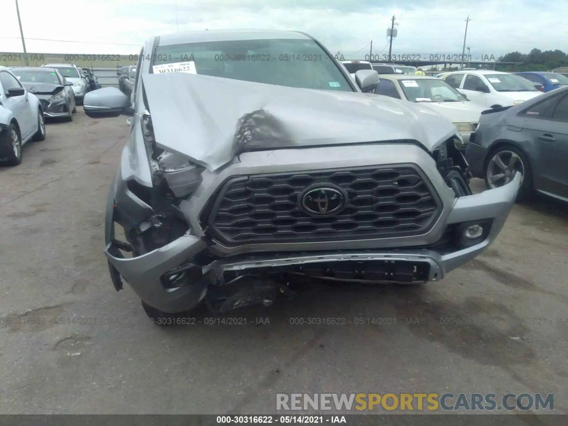 6 Photograph of a damaged car 5TFCZ5AN4MX251515 TOYOTA TACOMA 4WD 2021