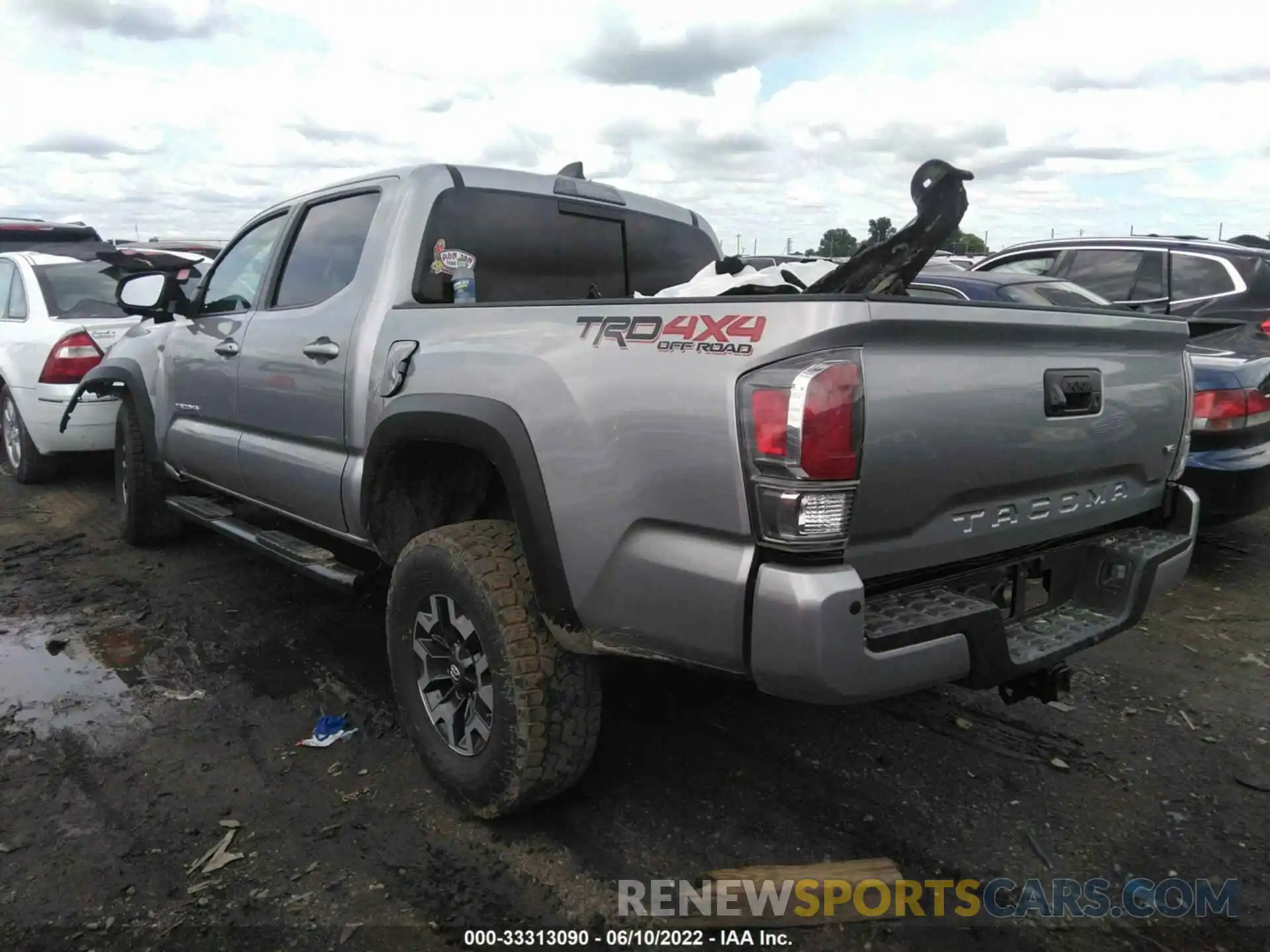 3 Photograph of a damaged car 5TFCZ5AN4MX252180 TOYOTA TACOMA 4WD 2021