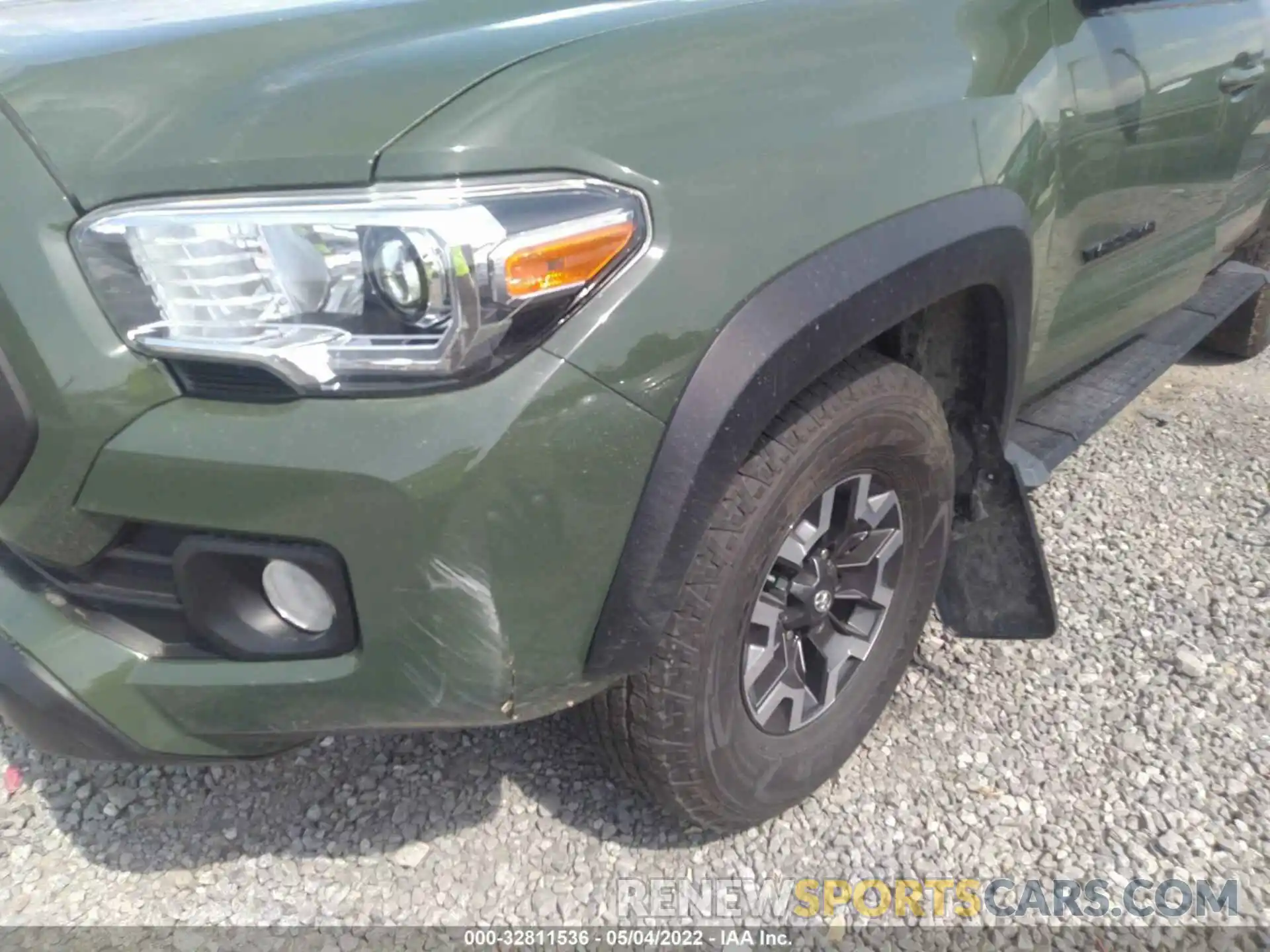 6 Фотография поврежденного автомобиля 5TFCZ5AN4MX256116 TOYOTA TACOMA 4WD 2021