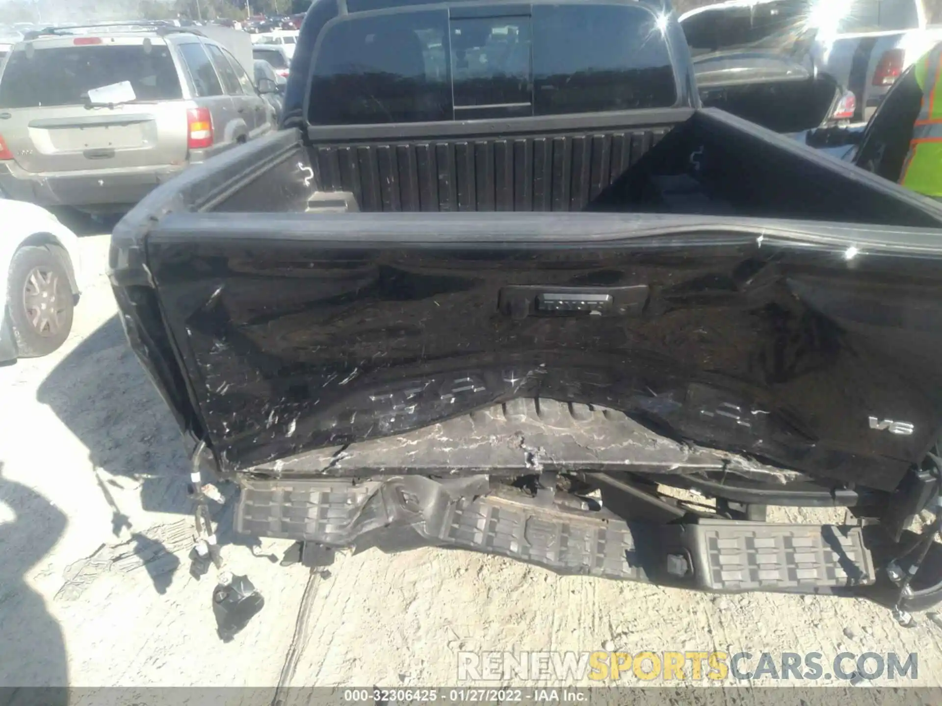 6 Фотография поврежденного автомобиля 5TFCZ5AN4MX264622 TOYOTA TACOMA 4WD 2021