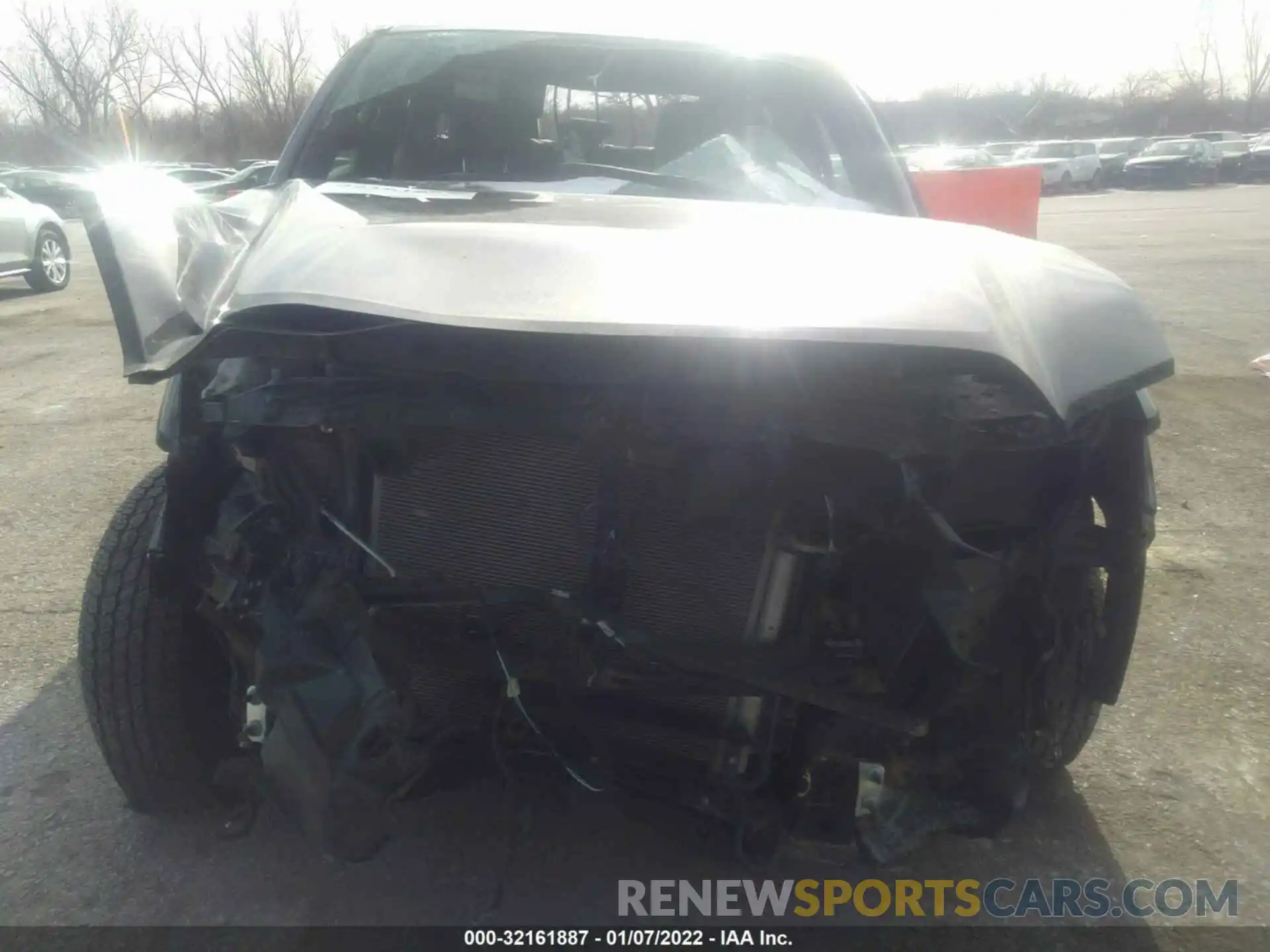 11 Photograph of a damaged car 5TFCZ5AN4MX267178 TOYOTA TACOMA 4WD 2021