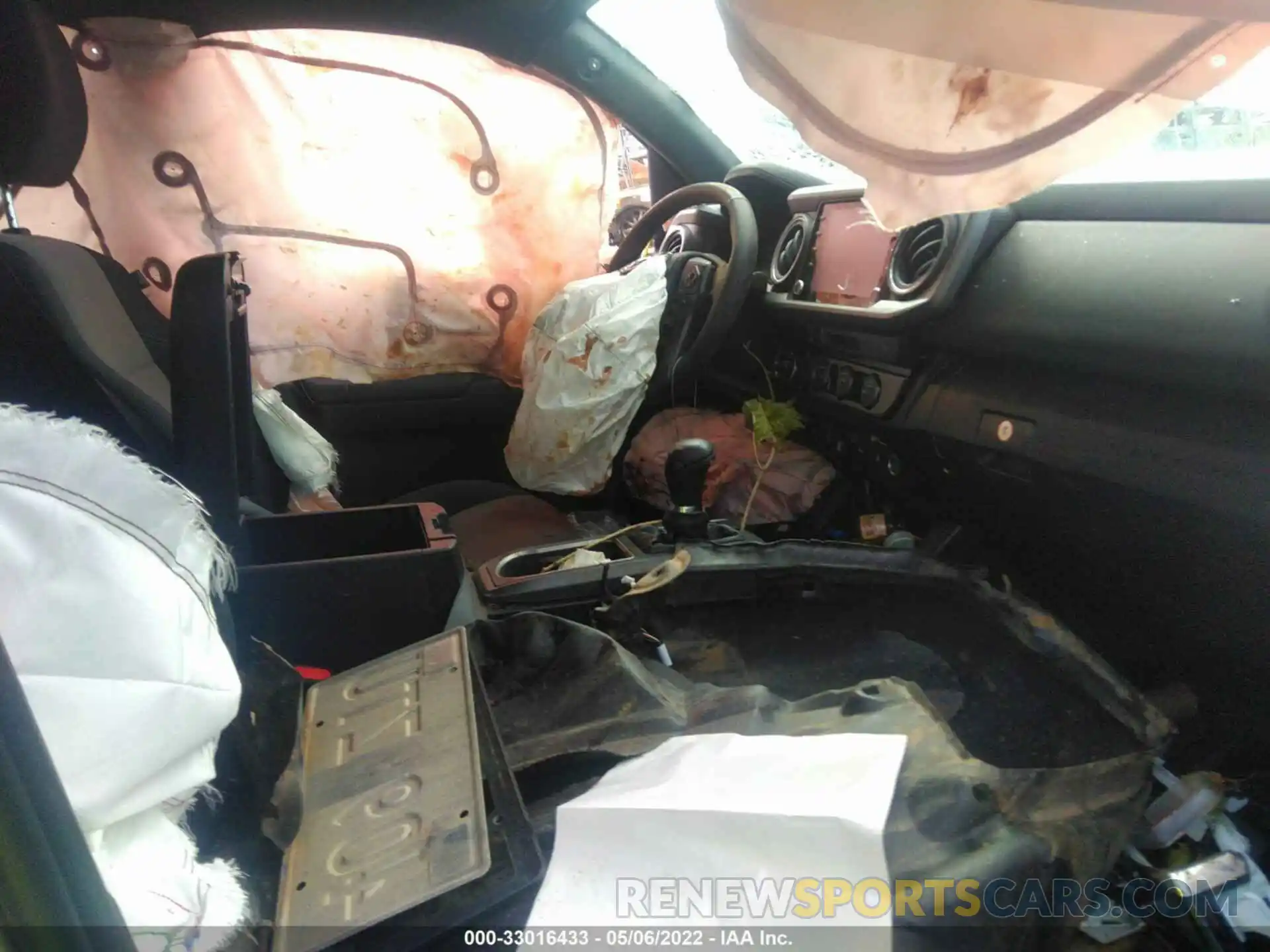 5 Photograph of a damaged car 5TFCZ5AN5MX249952 TOYOTA TACOMA 4WD 2021