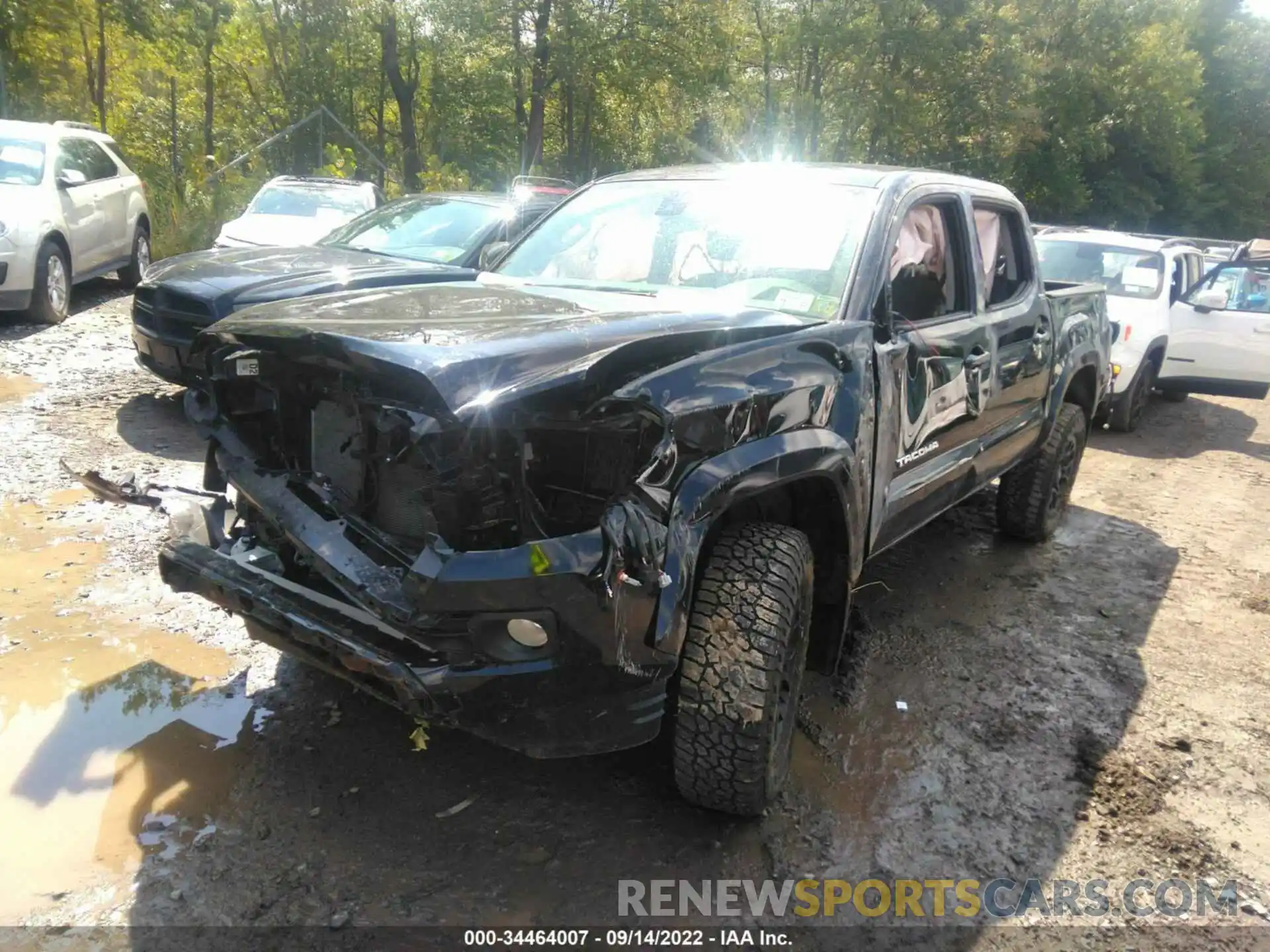 6 Photograph of a damaged car 5TFCZ5AN5MX263611 TOYOTA TACOMA 4WD 2021