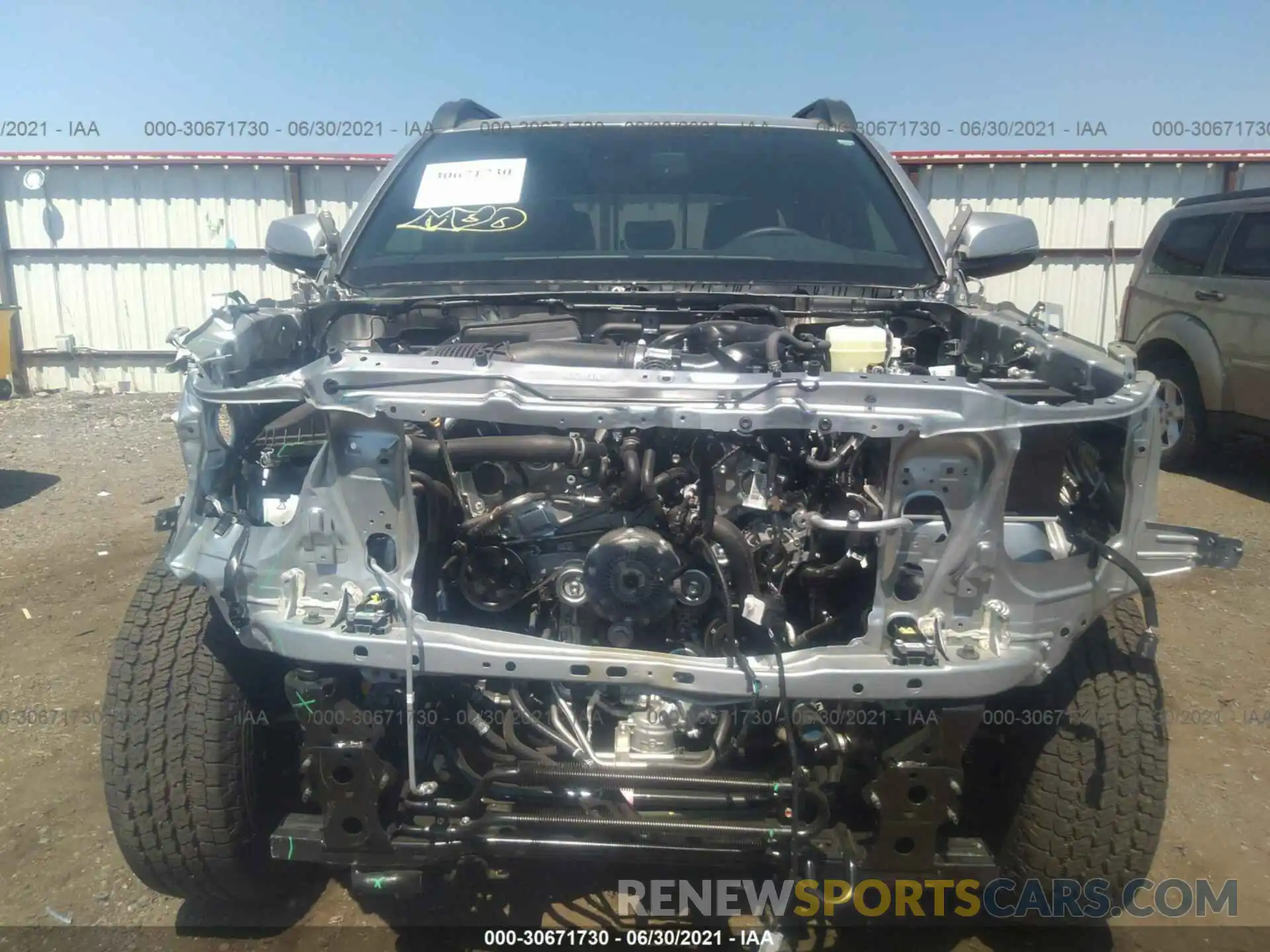 6 Фотография поврежденного автомобиля 5TFCZ5AN5MX266749 TOYOTA TACOMA 4WD 2021