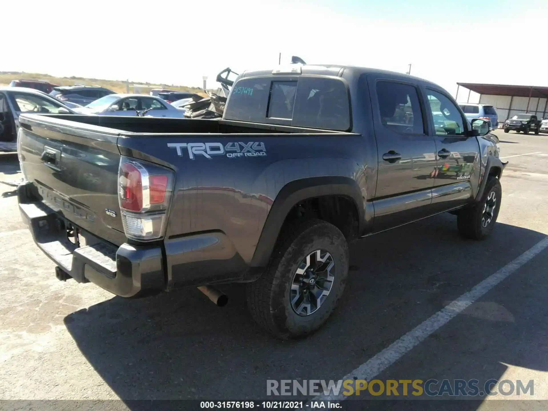 4 Фотография поврежденного автомобиля 5TFCZ5AN6MX259289 TOYOTA TACOMA 4WD 2021