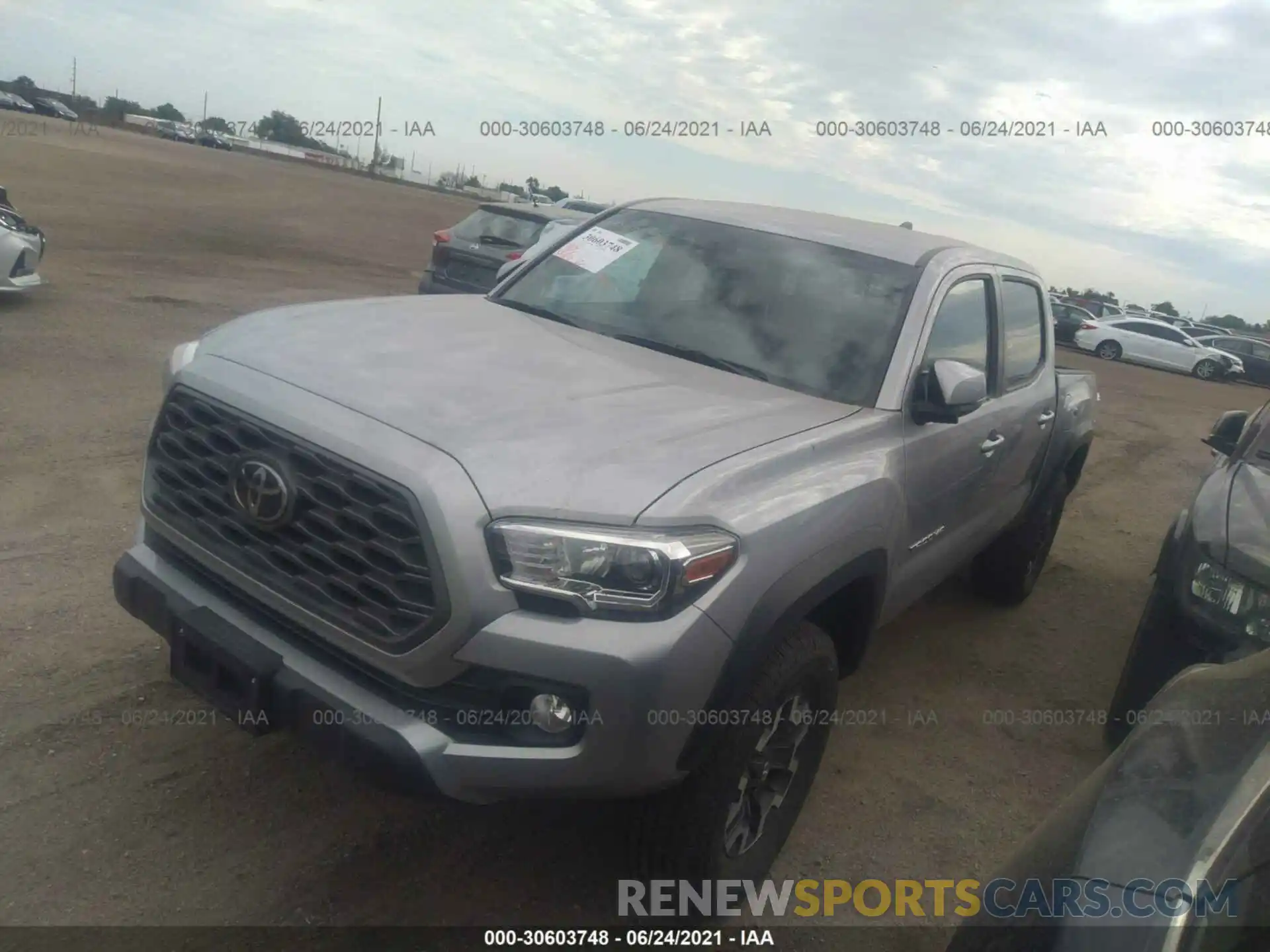 2 Фотография поврежденного автомобиля 5TFCZ5AN6MX265643 TOYOTA TACOMA 4WD 2021