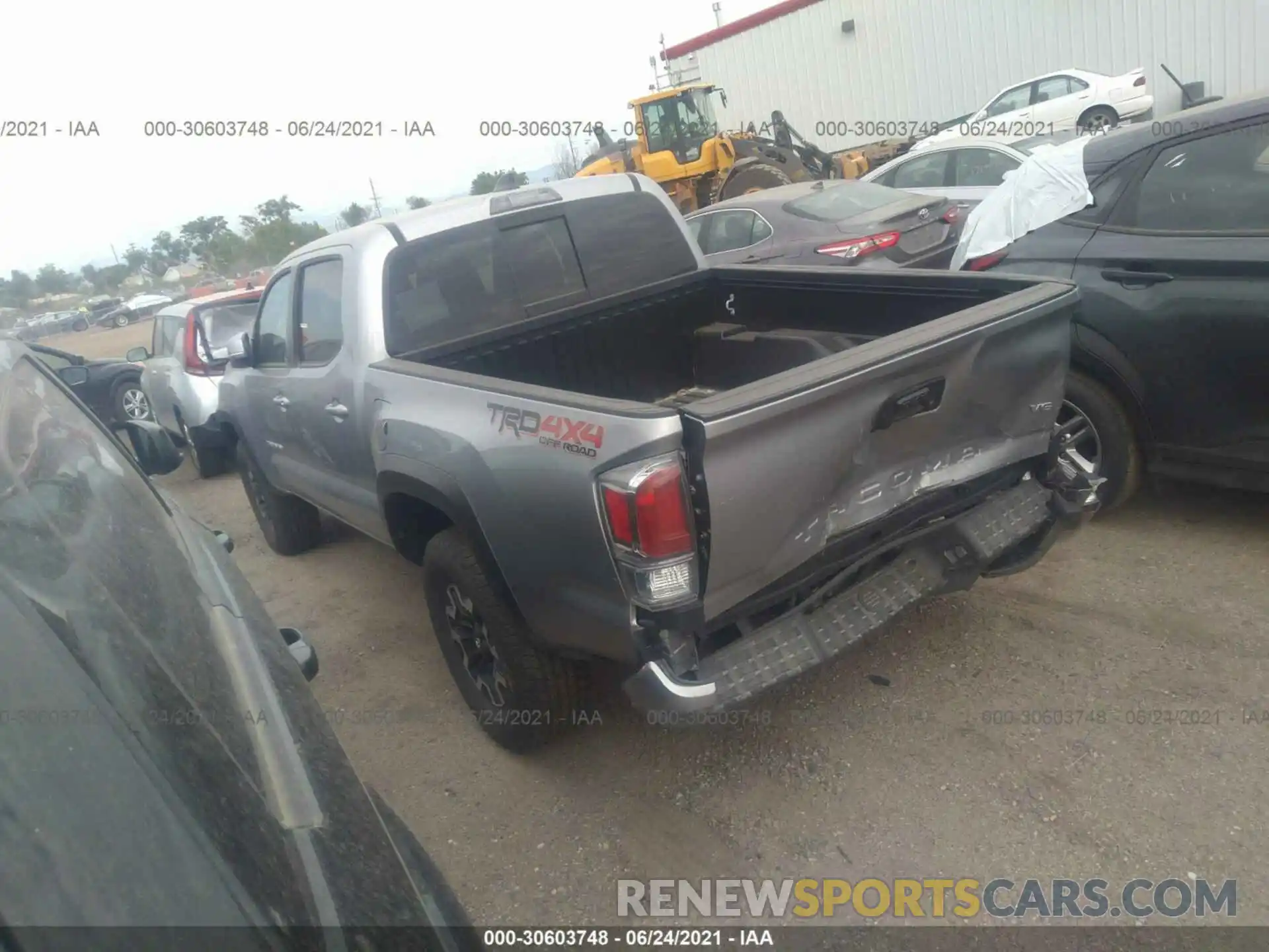 3 Photograph of a damaged car 5TFCZ5AN6MX265643 TOYOTA TACOMA 4WD 2021