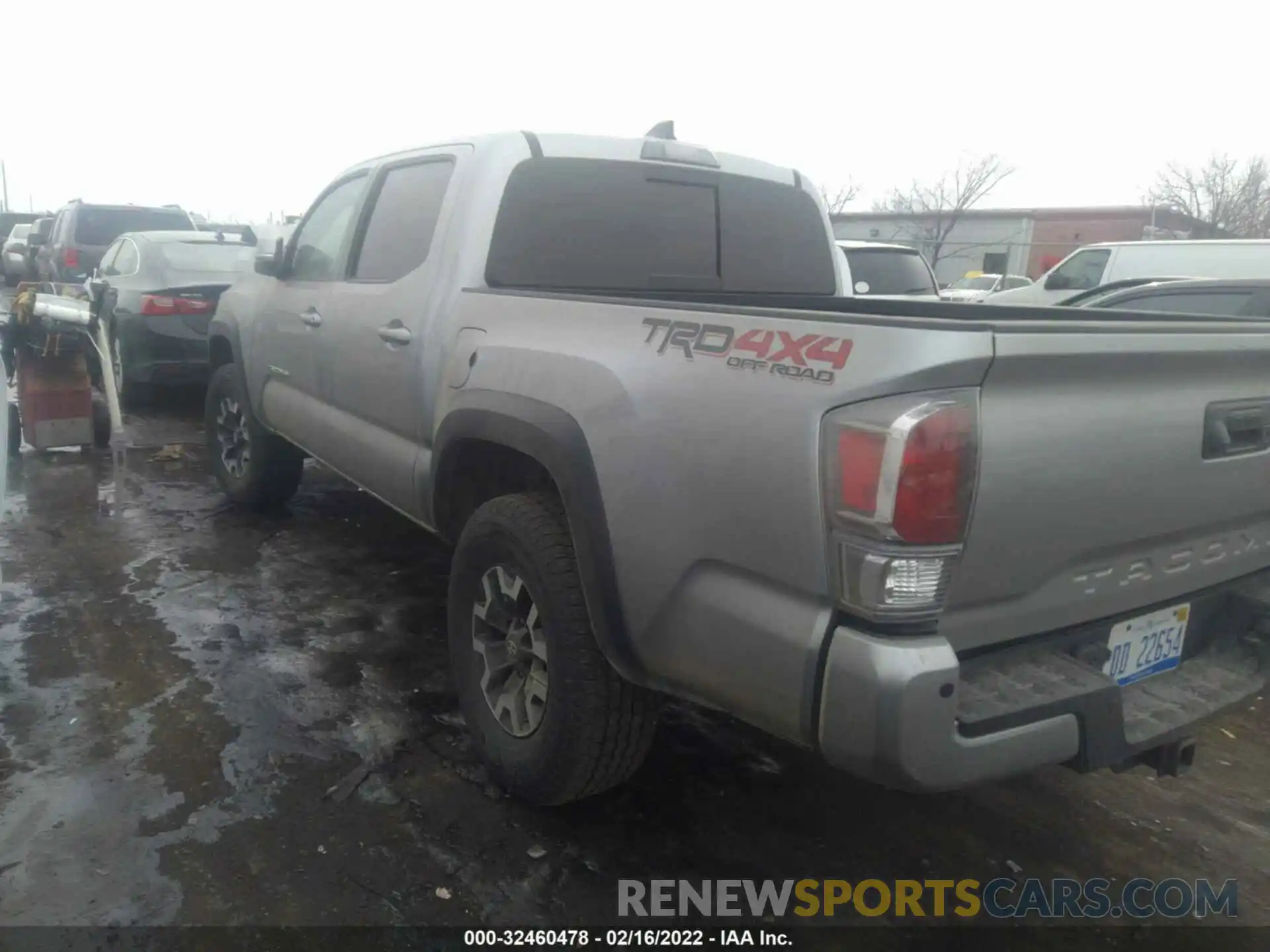 3 Фотография поврежденного автомобиля 5TFCZ5AN6MX271829 TOYOTA TACOMA 4WD 2021