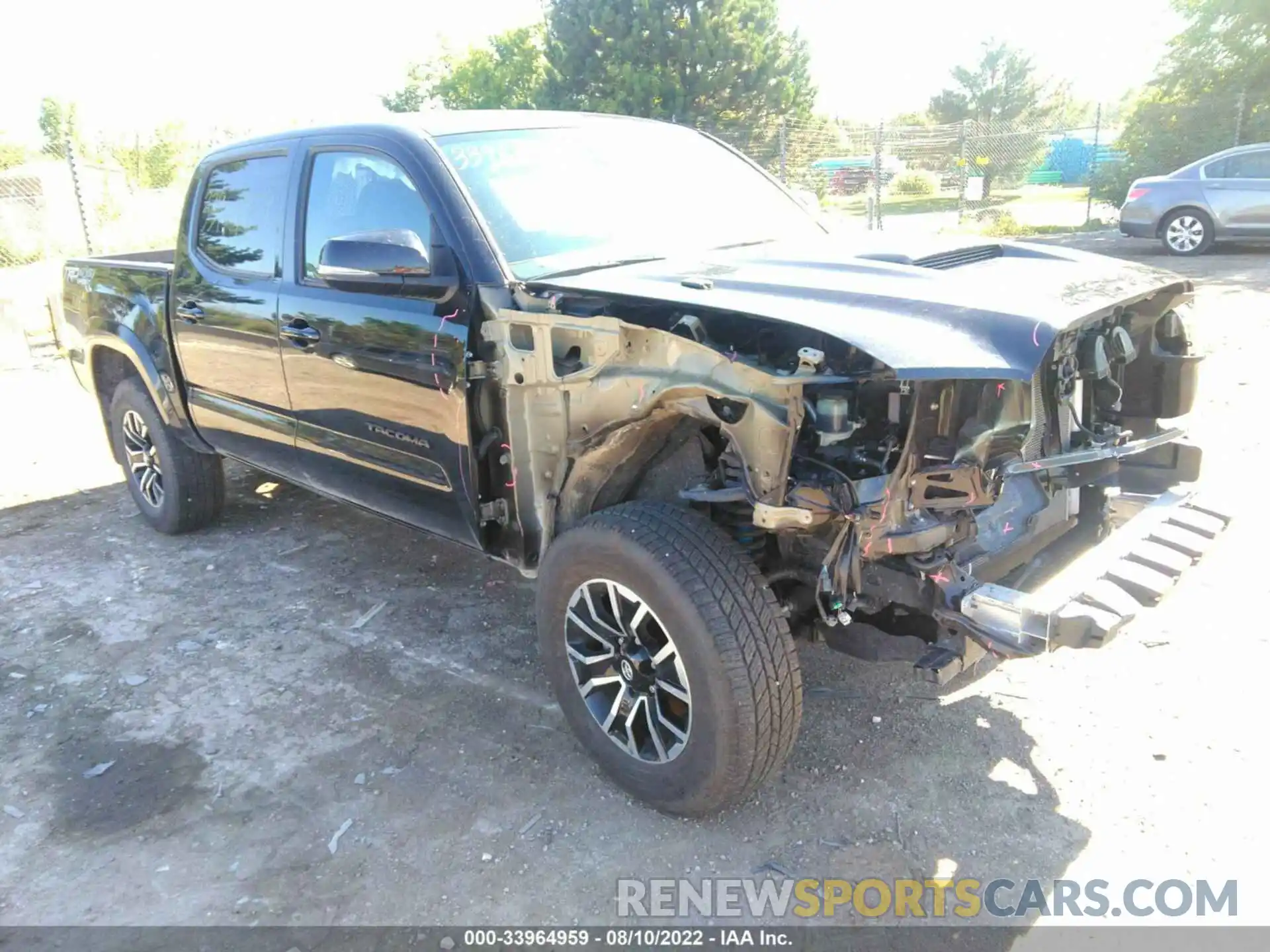 1 Photograph of a damaged car 5TFCZ5AN6MX277503 TOYOTA TACOMA 4WD 2021