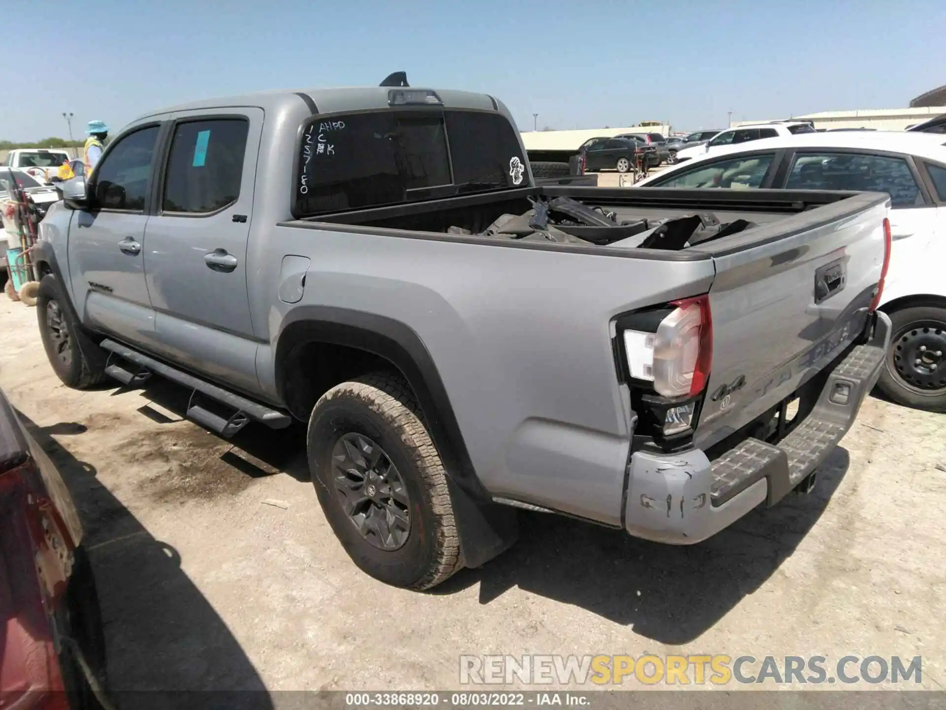 3 Photograph of a damaged car 5TFCZ5AN6MX279977 TOYOTA TACOMA 4WD 2021