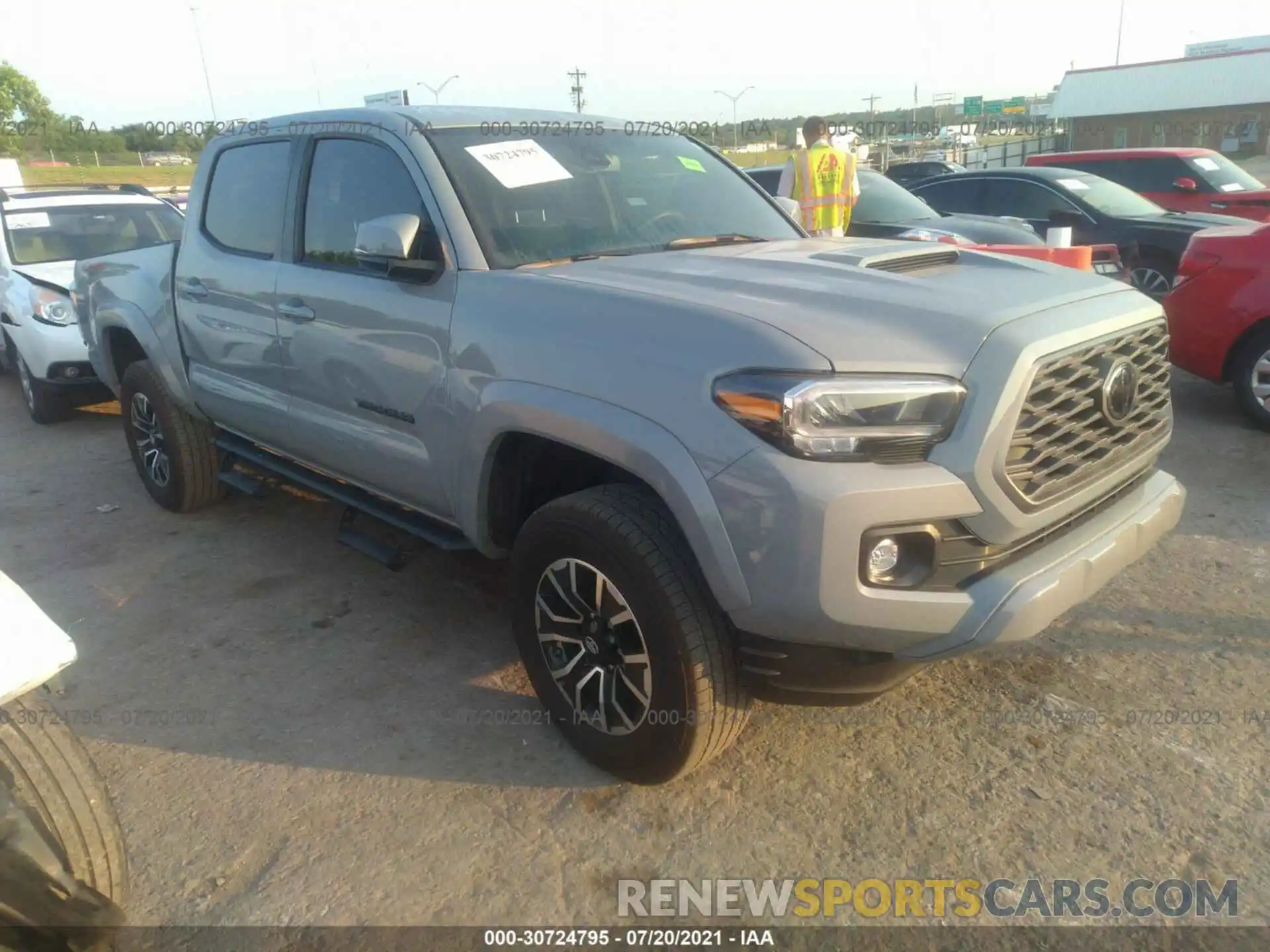 1 Photograph of a damaged car 5TFCZ5AN7MX252156 TOYOTA TACOMA 4WD 2021