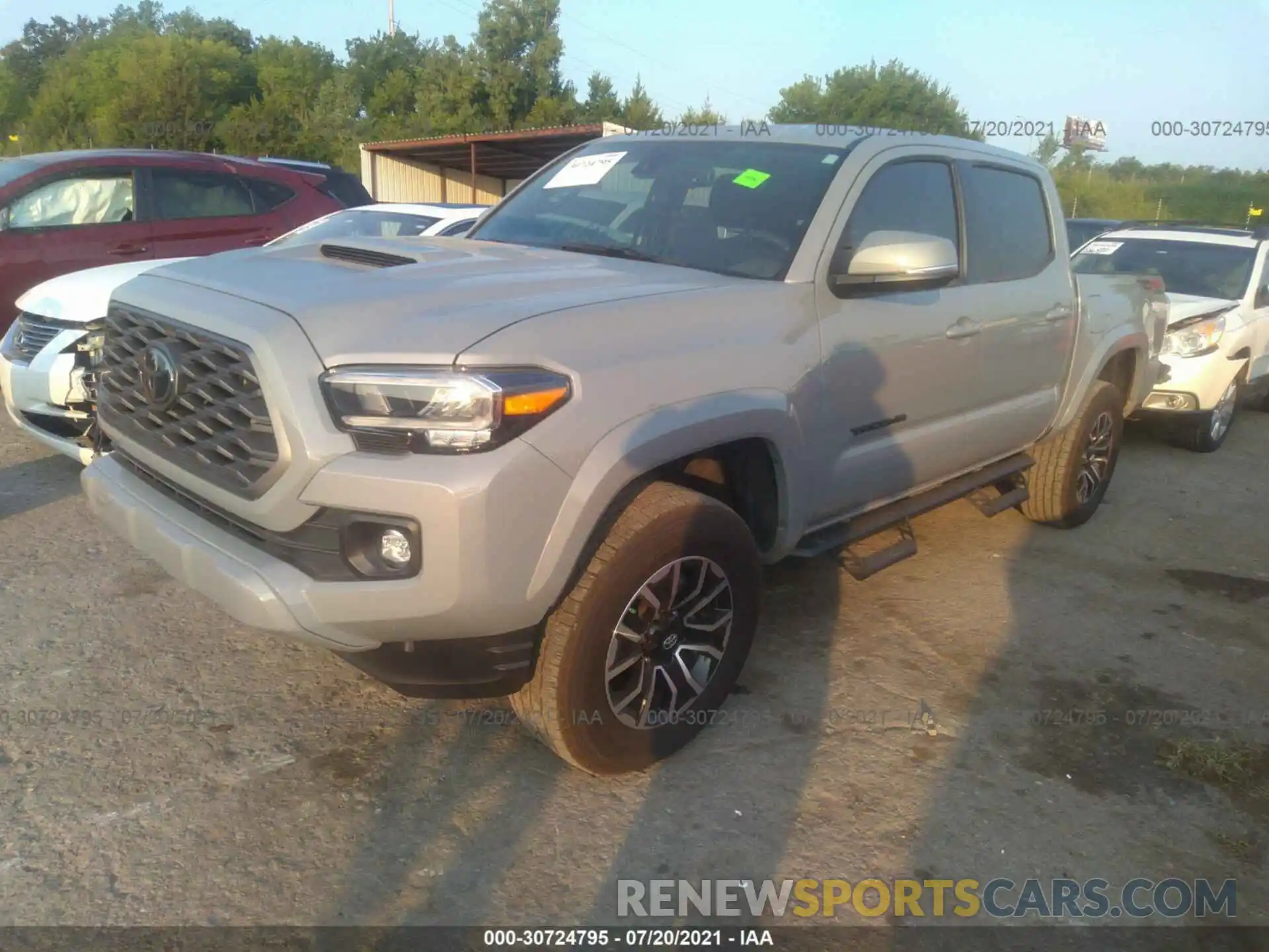 2 Photograph of a damaged car 5TFCZ5AN7MX252156 TOYOTA TACOMA 4WD 2021