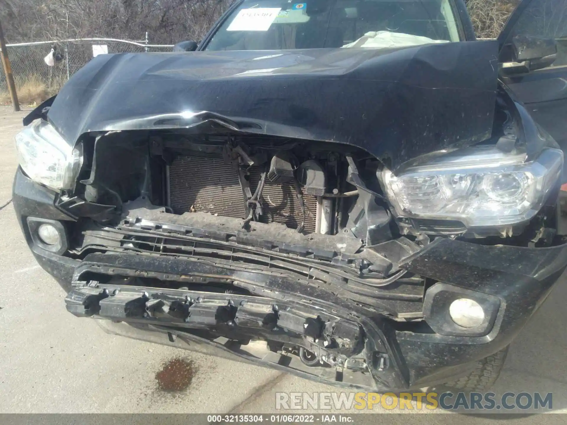 6 Photograph of a damaged car 5TFCZ5AN7MX256837 TOYOTA TACOMA 4WD 2021