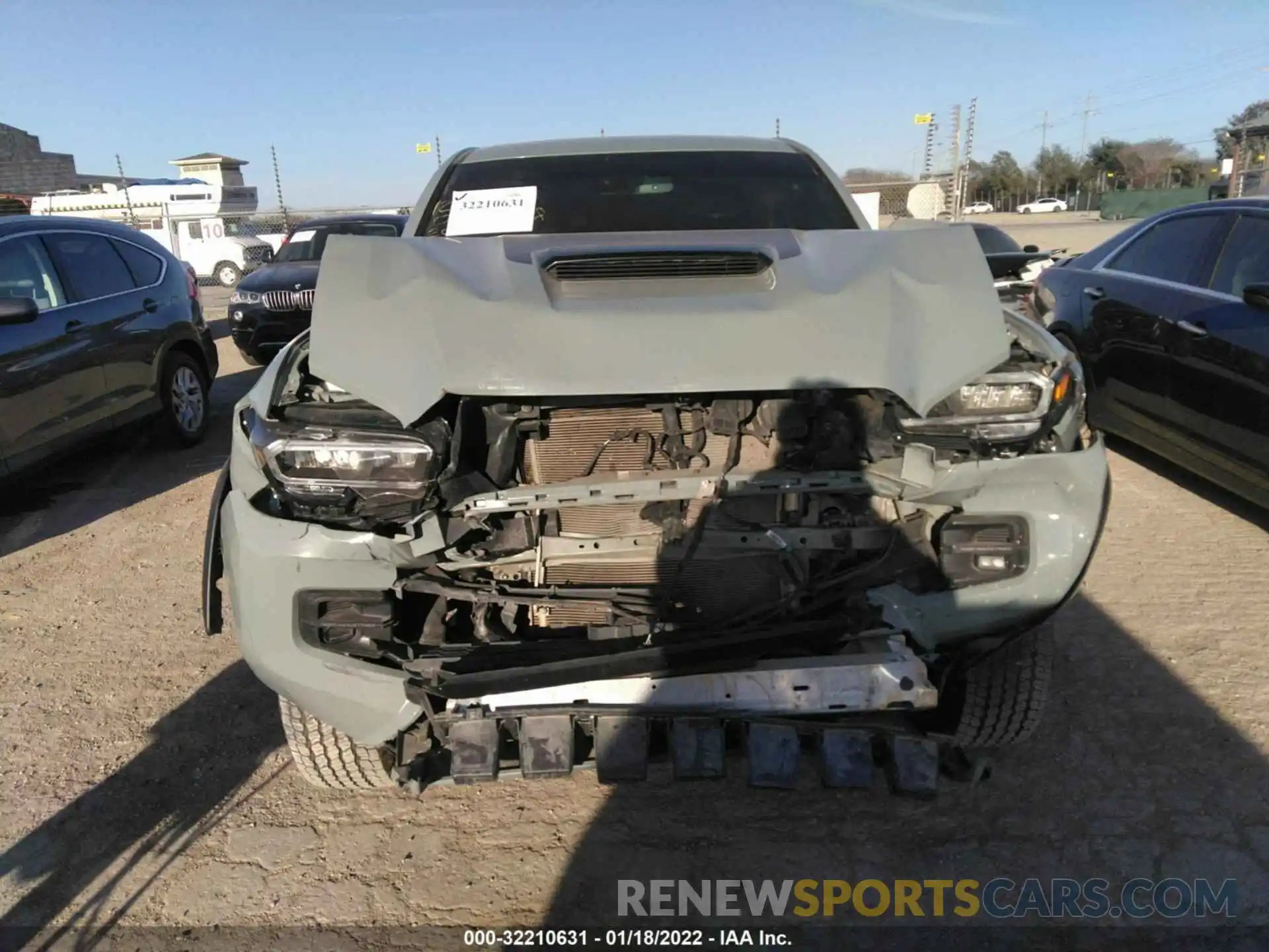 6 Photograph of a damaged car 5TFCZ5AN7MX268065 TOYOTA TACOMA 4WD 2021