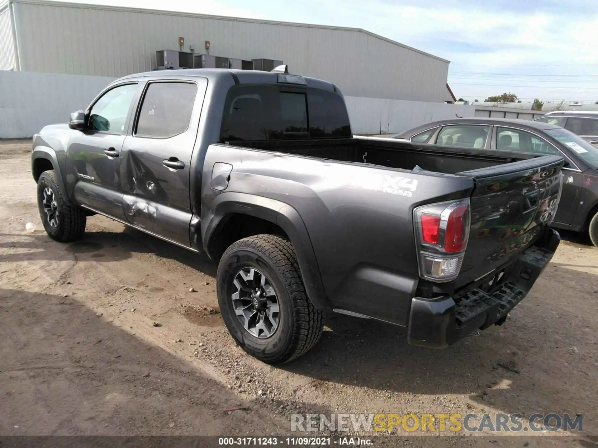 3 Photograph of a damaged car 5TFCZ5AN7MX268776 TOYOTA TACOMA 4WD 2021